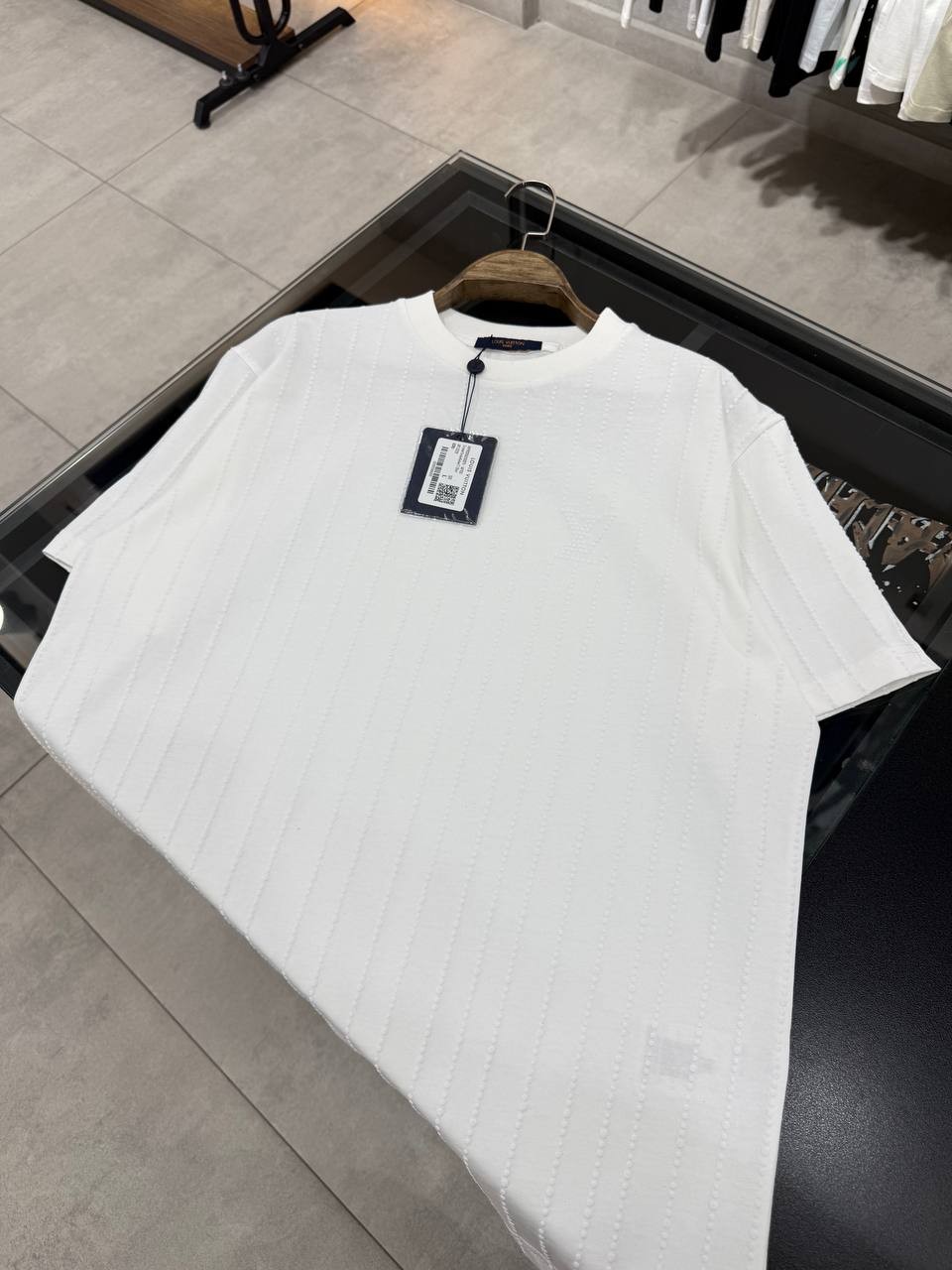 L New Season Luxury T-shirt