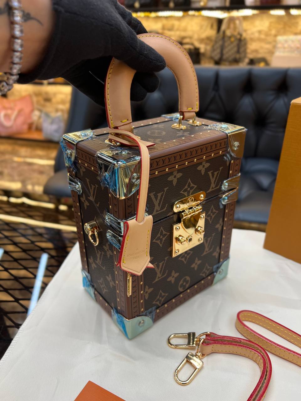 L Premium Box Bag