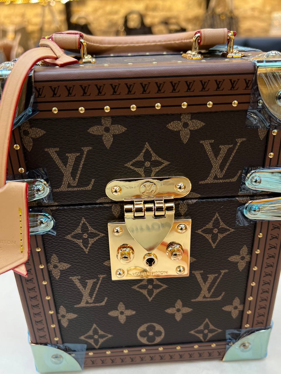 L Premium Box Bag