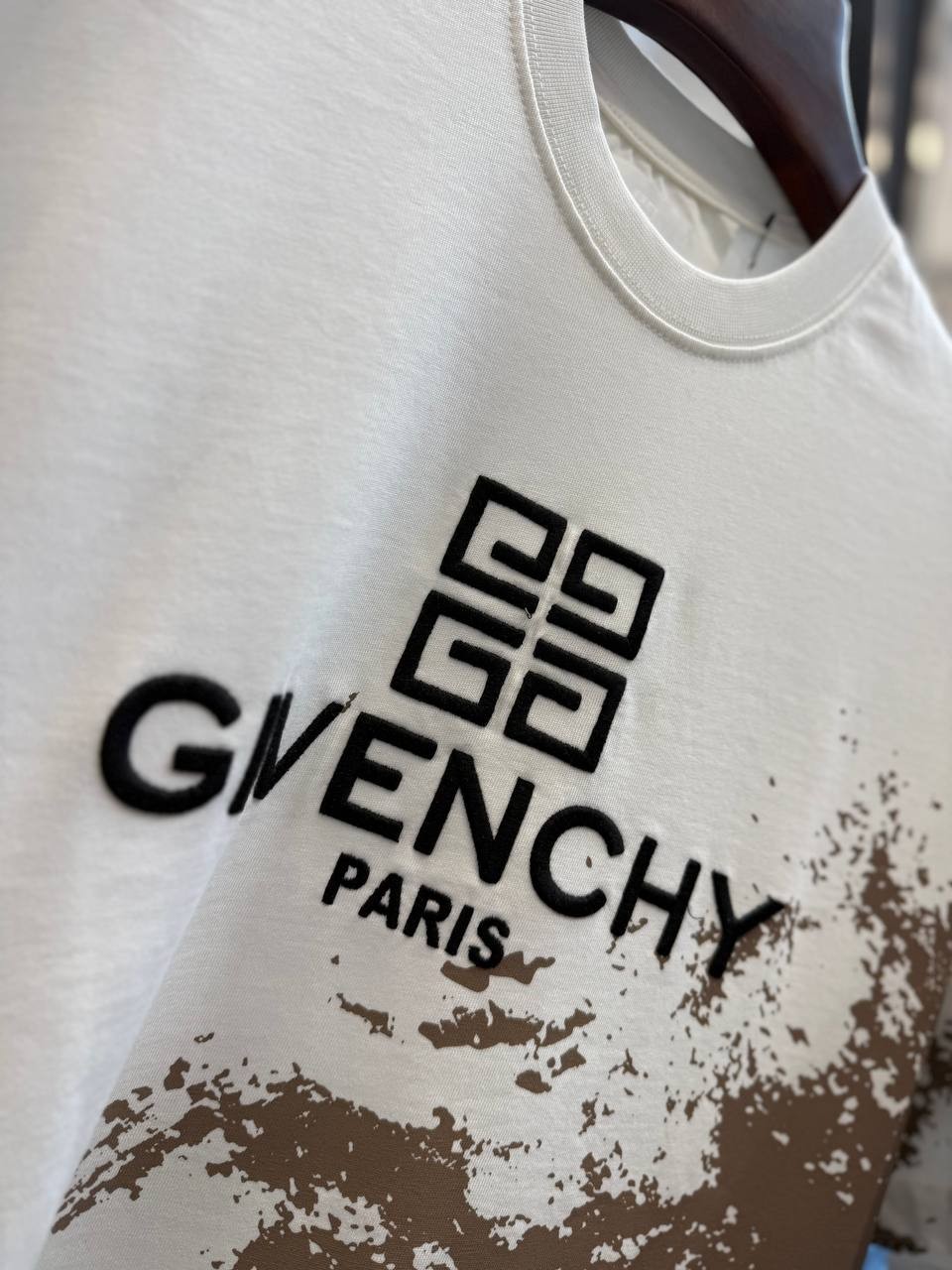 GY Luxury Logo Embroidered Black & White T-shirt - White