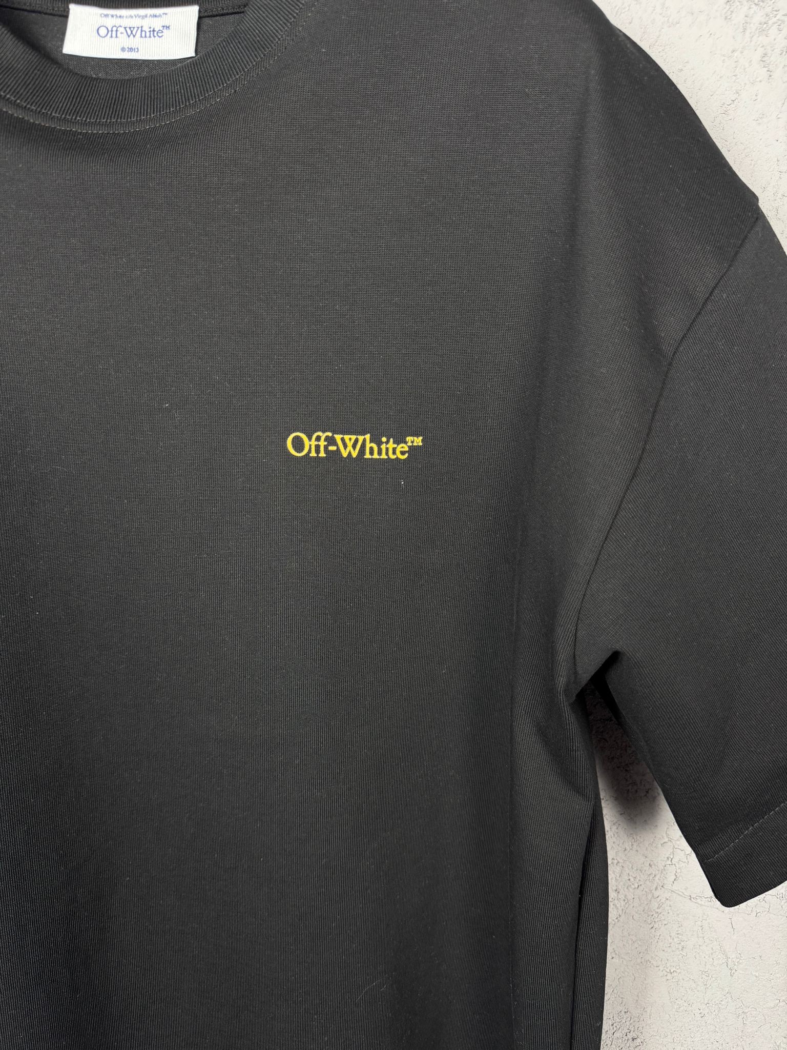 O-W New Season Luxury Top Quality T.Arrow White&Black T-shirt