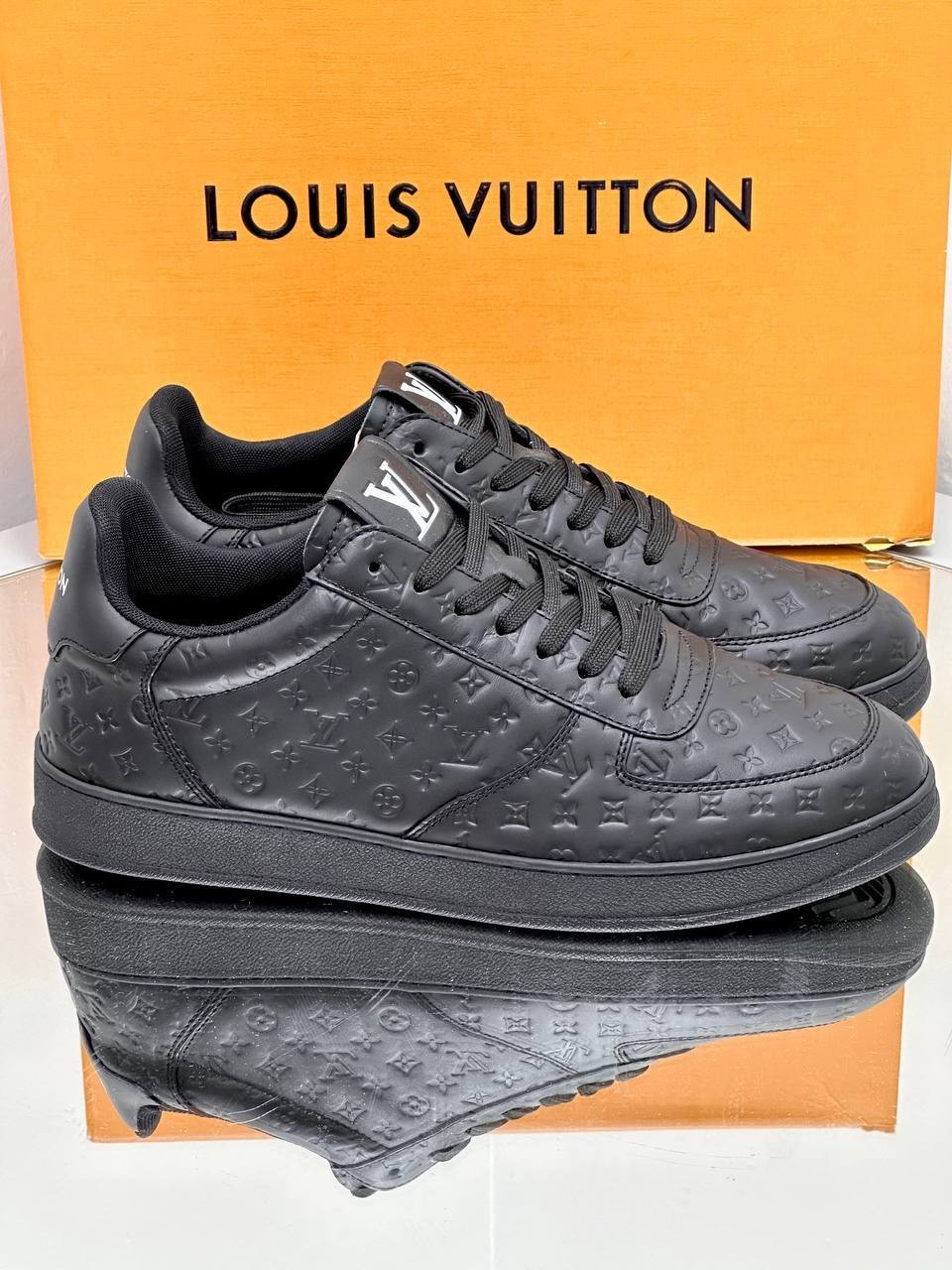 L New Season Luxury Shoes