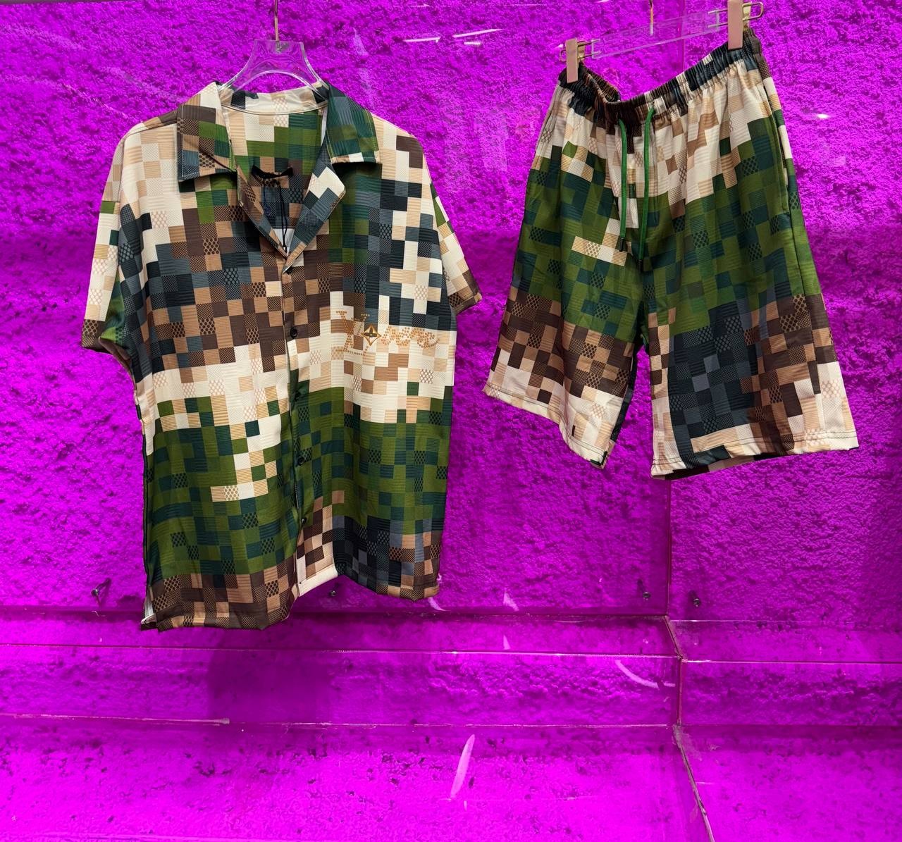 L Camouflage Printed New Season Luxury T-Shirt/Shorts Set