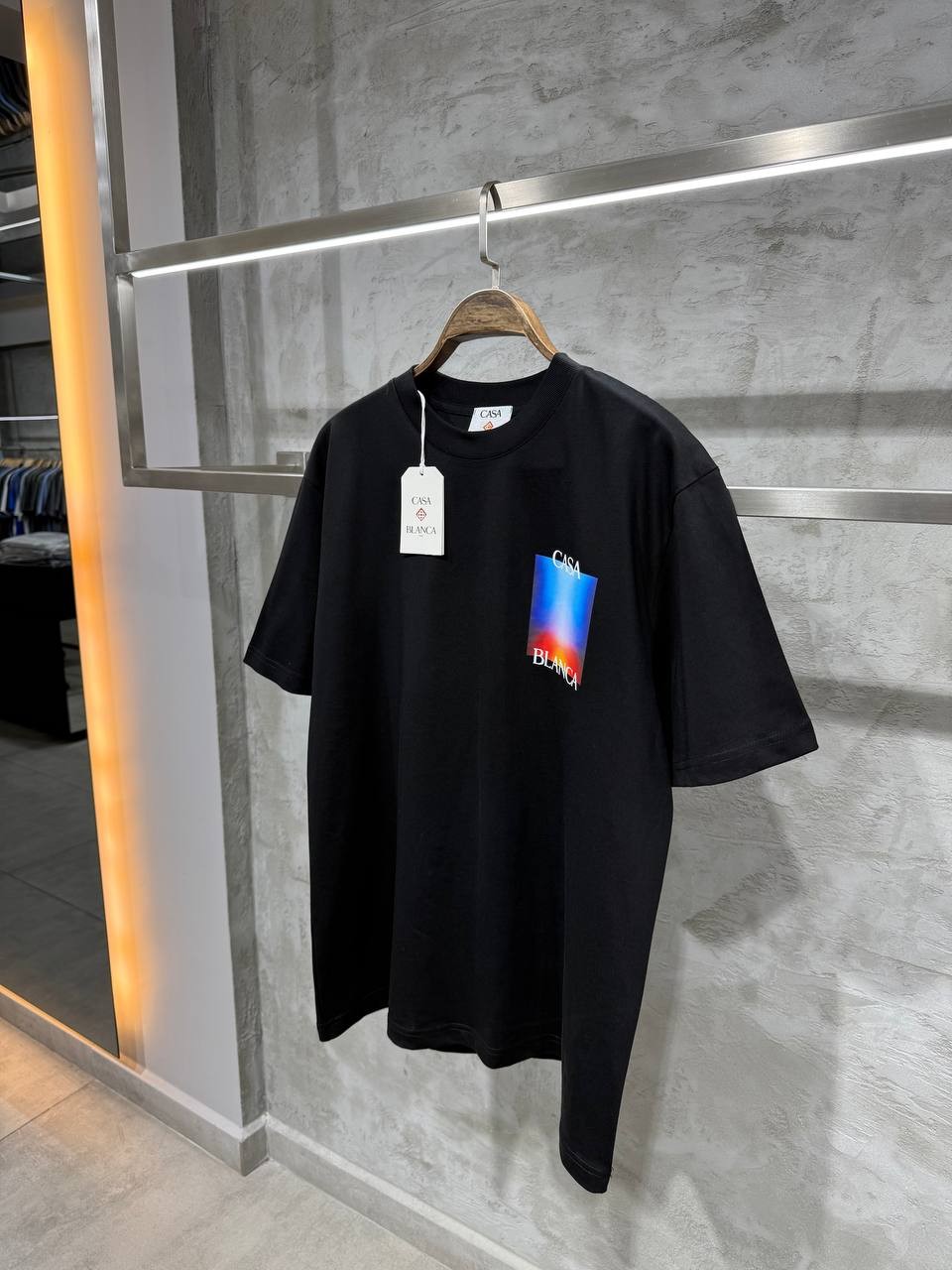 CB Luxury Color Print Black & White T-shirt - Black