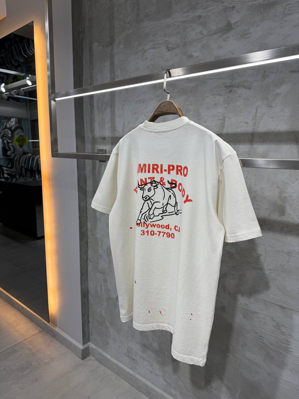 A Luxury Bull Design T-shirt