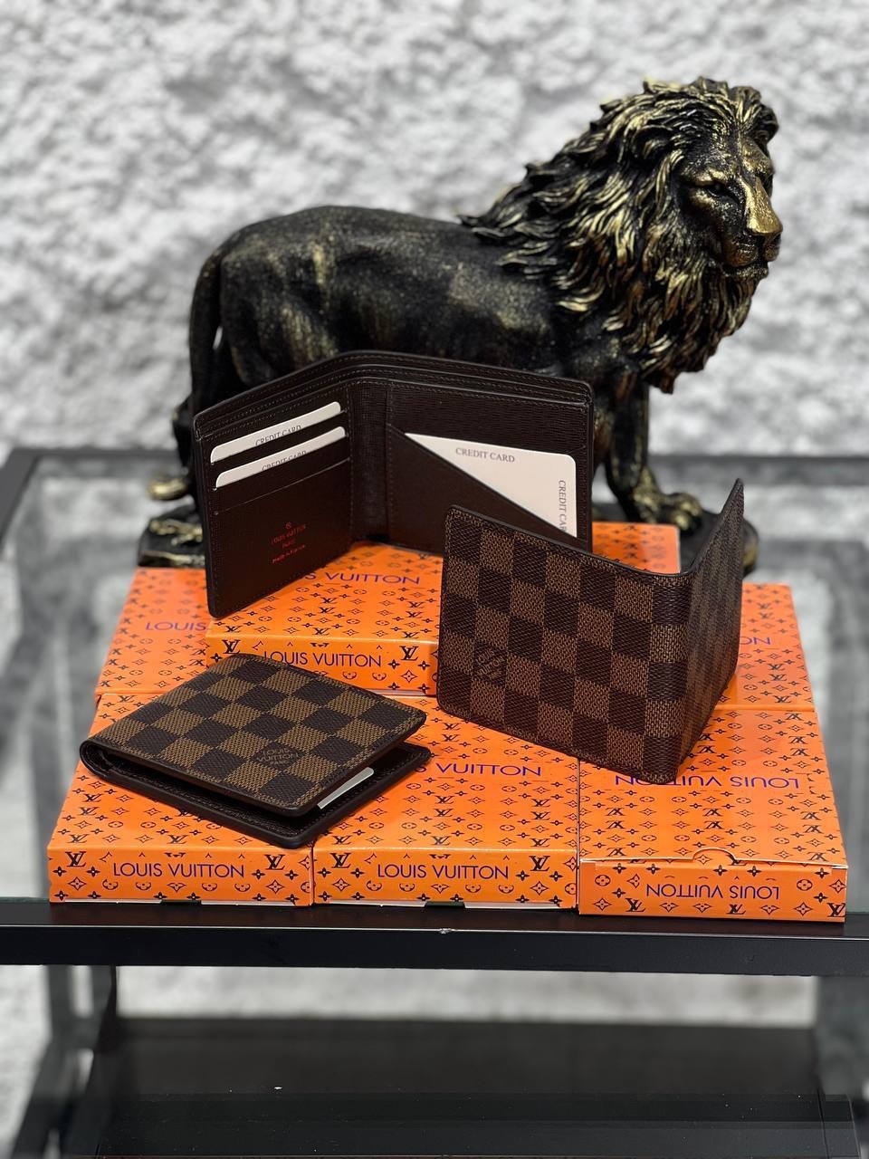 L Luxury Wallet