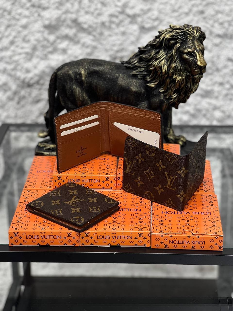 L Luxury Wallet