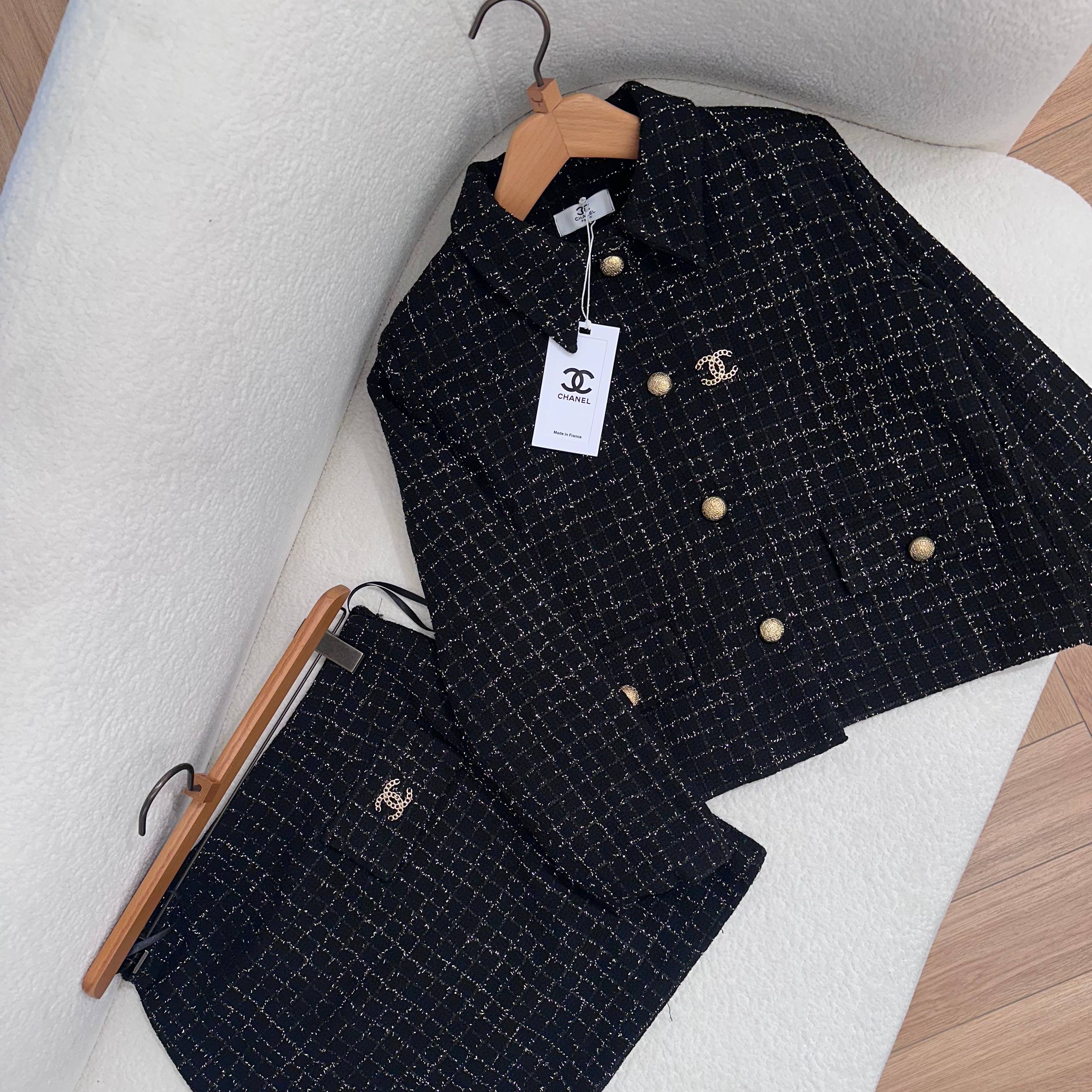 C Luxury Tweed Fabric Jacket/Skirt Set