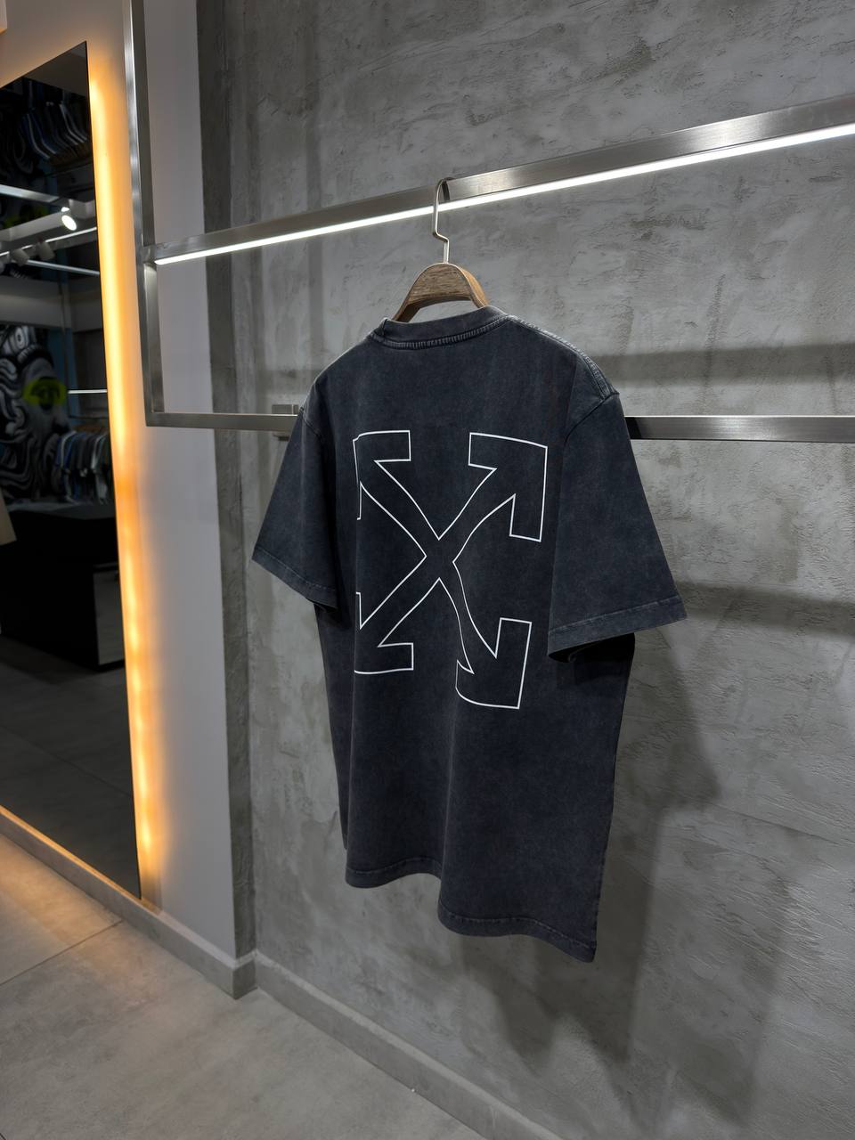 O-W Luxury Logo Printed T-shirt
