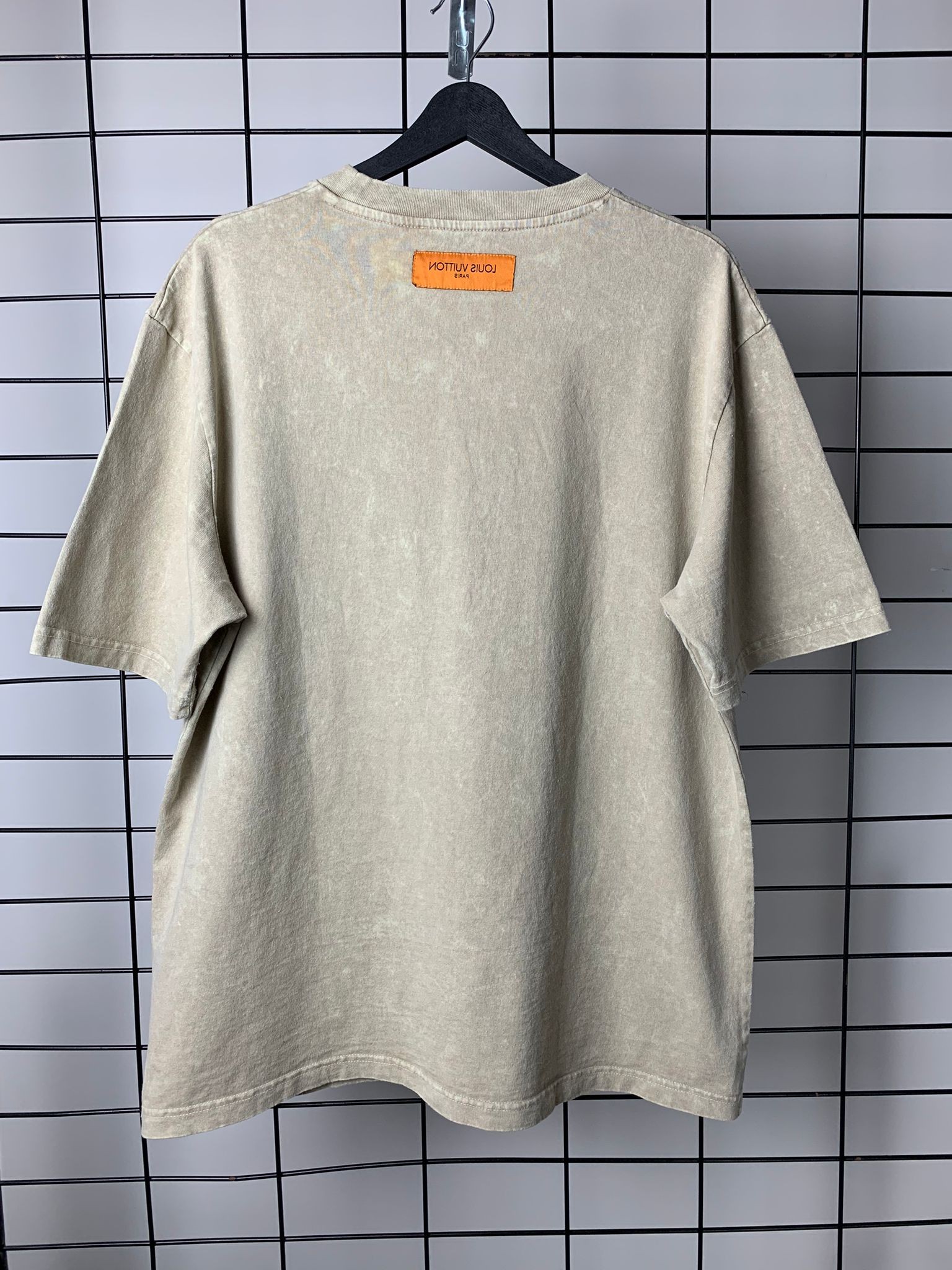 L New Season Luxury T-shirt