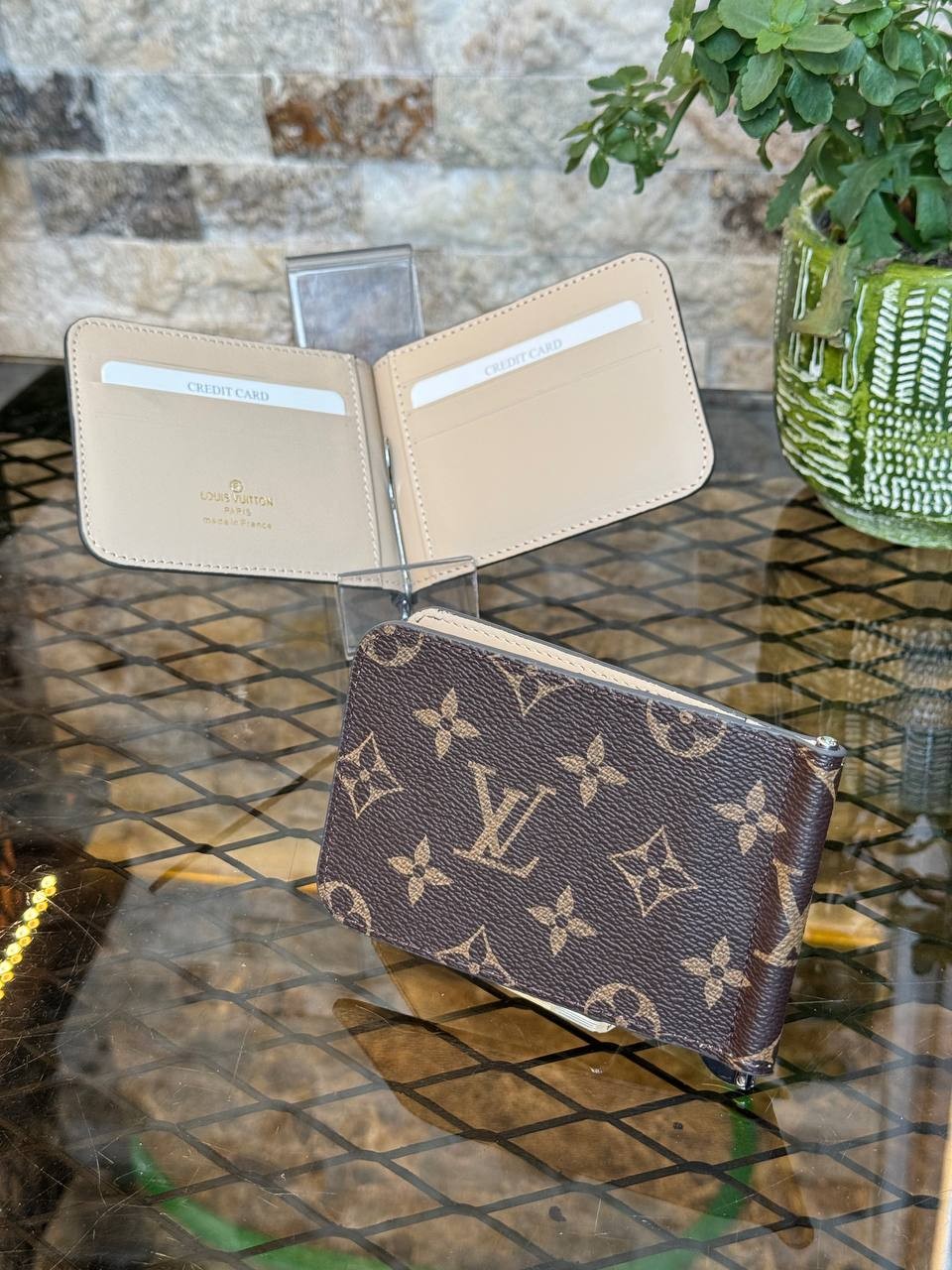 L Luxury Wallet