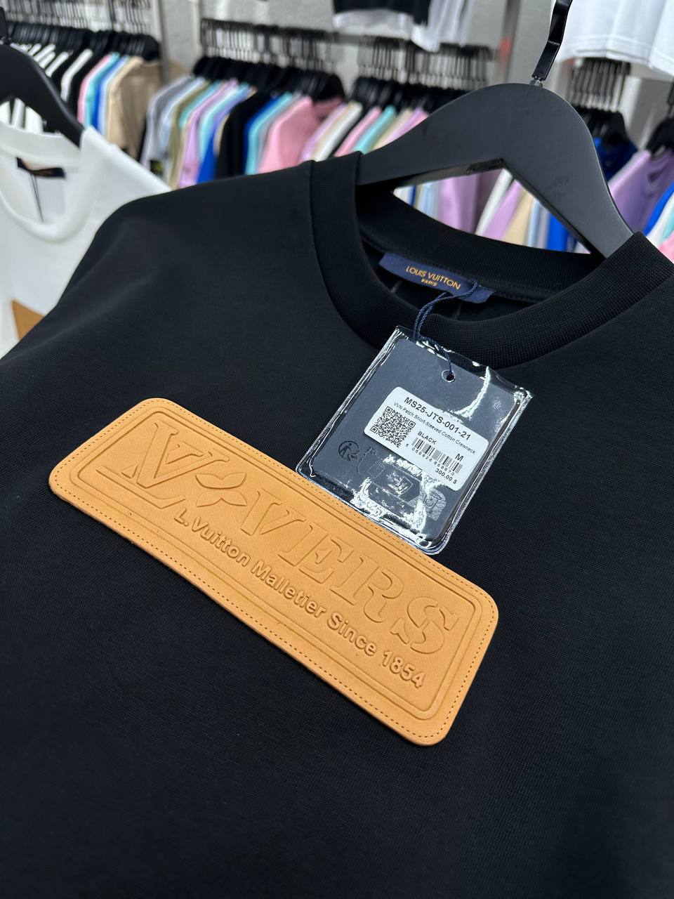 L Luxury Special Print Black & White T-shirt