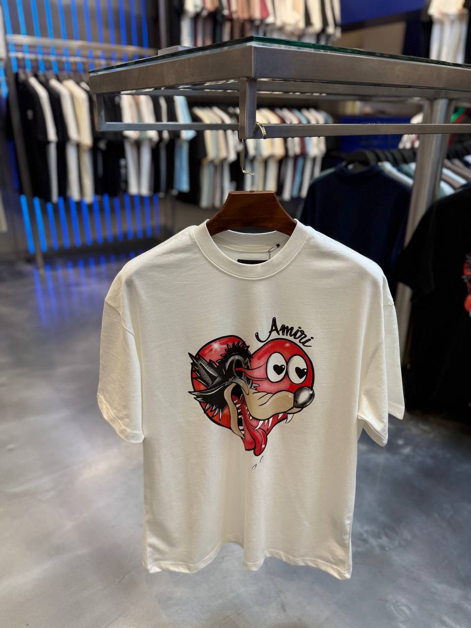 A Luxury Romantic Black & White T-shirt - White