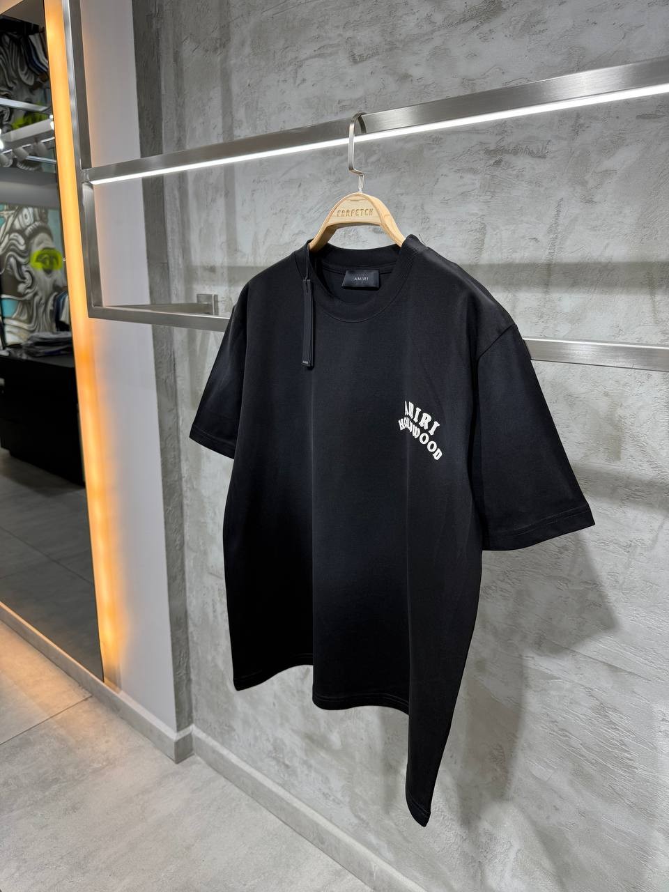 A Luxury Lettering Printed Black & White T-shirt - Black
