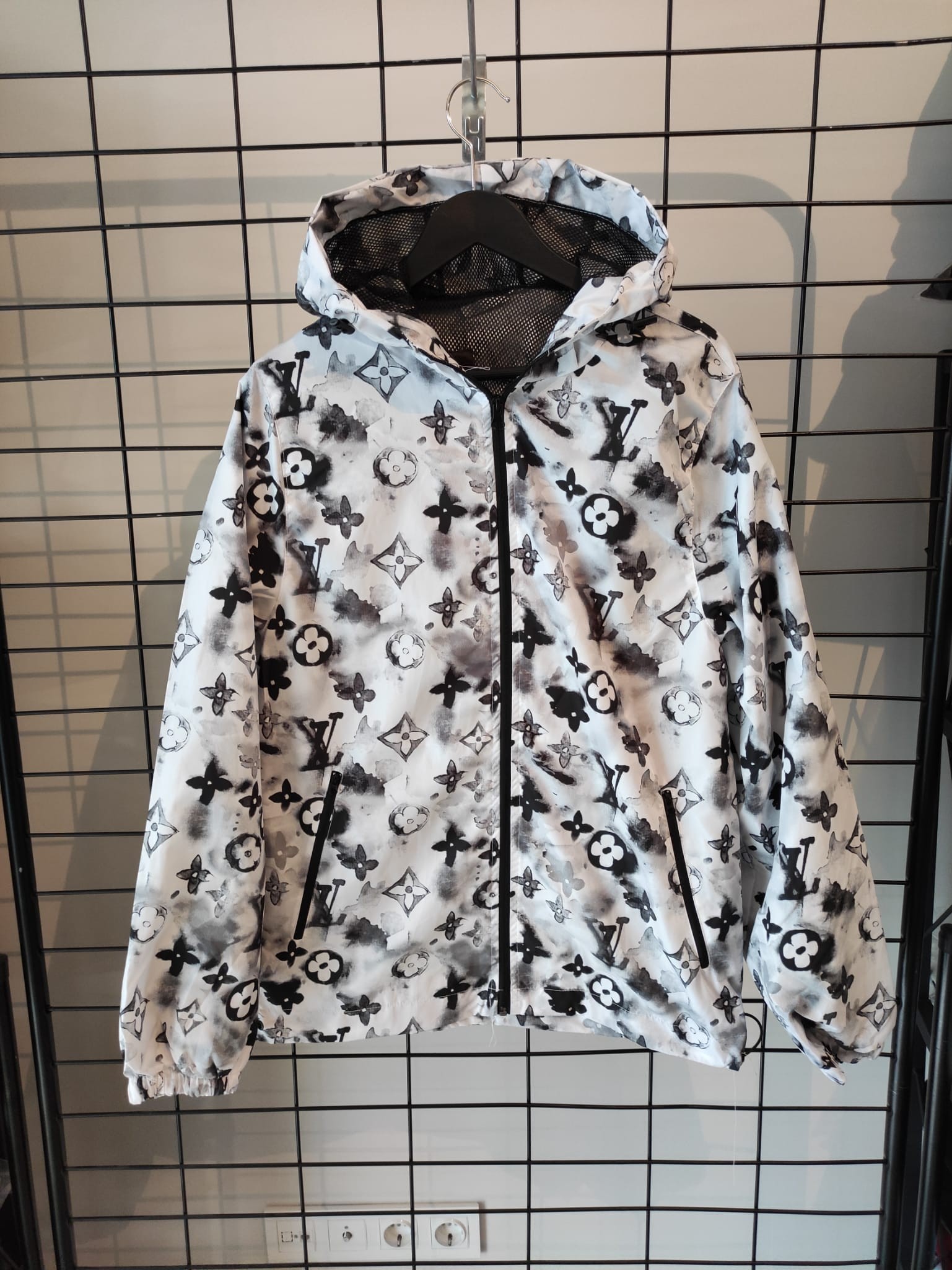 L New Season Luxury Raincoat