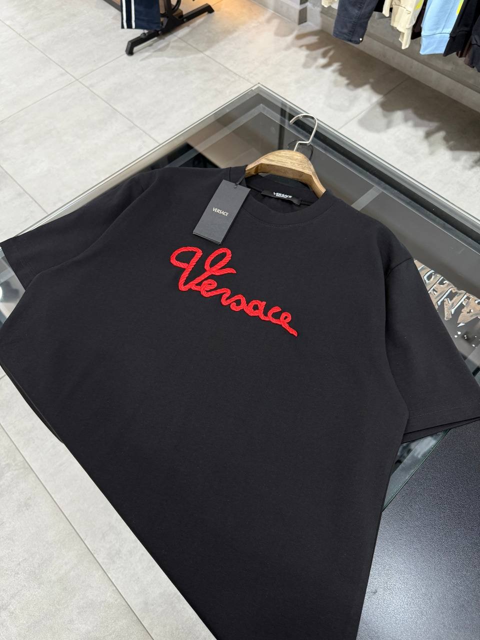 V New Season Luxury T-shirt