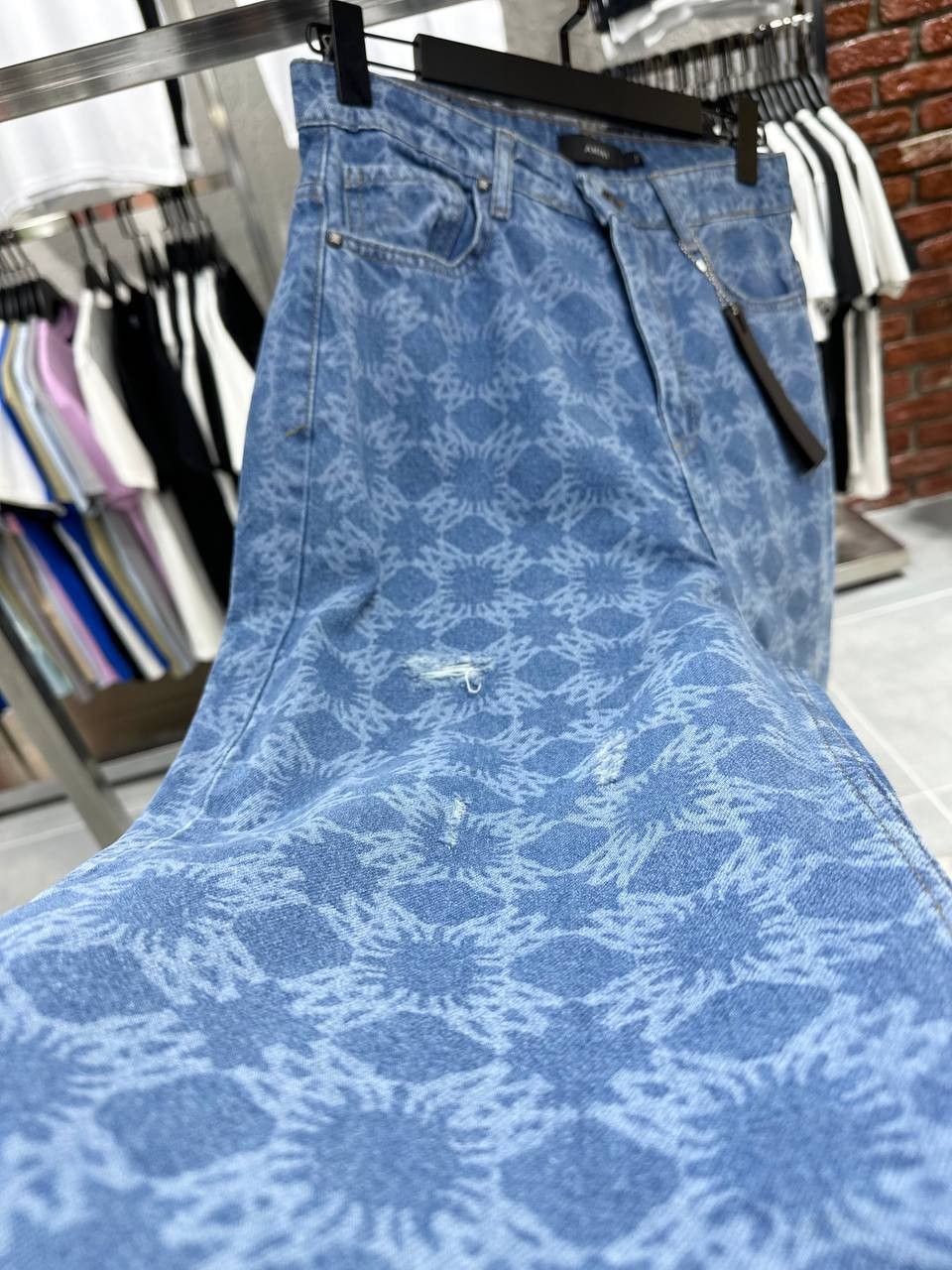 A Luxury Logo Print Baggy Jeans
