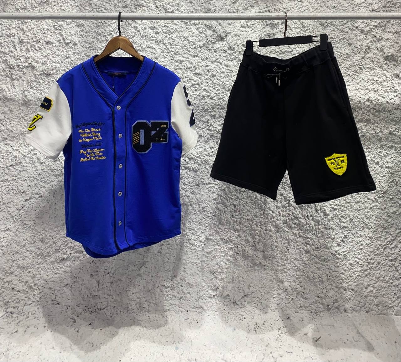 L New Season Luxury T-shirt/Shorts Set