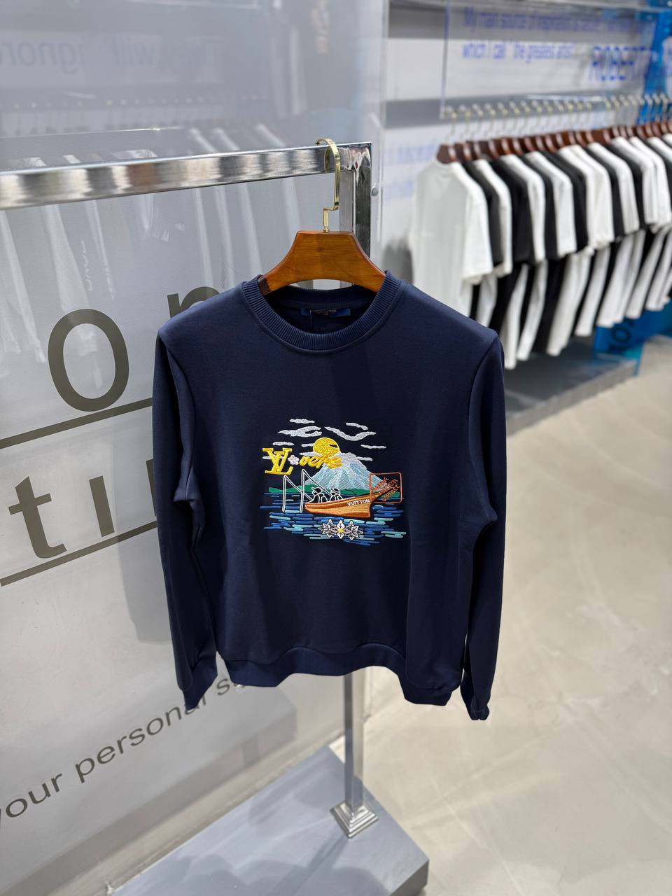 L Luxury Embroidered Sweatshirt - Dark Blue