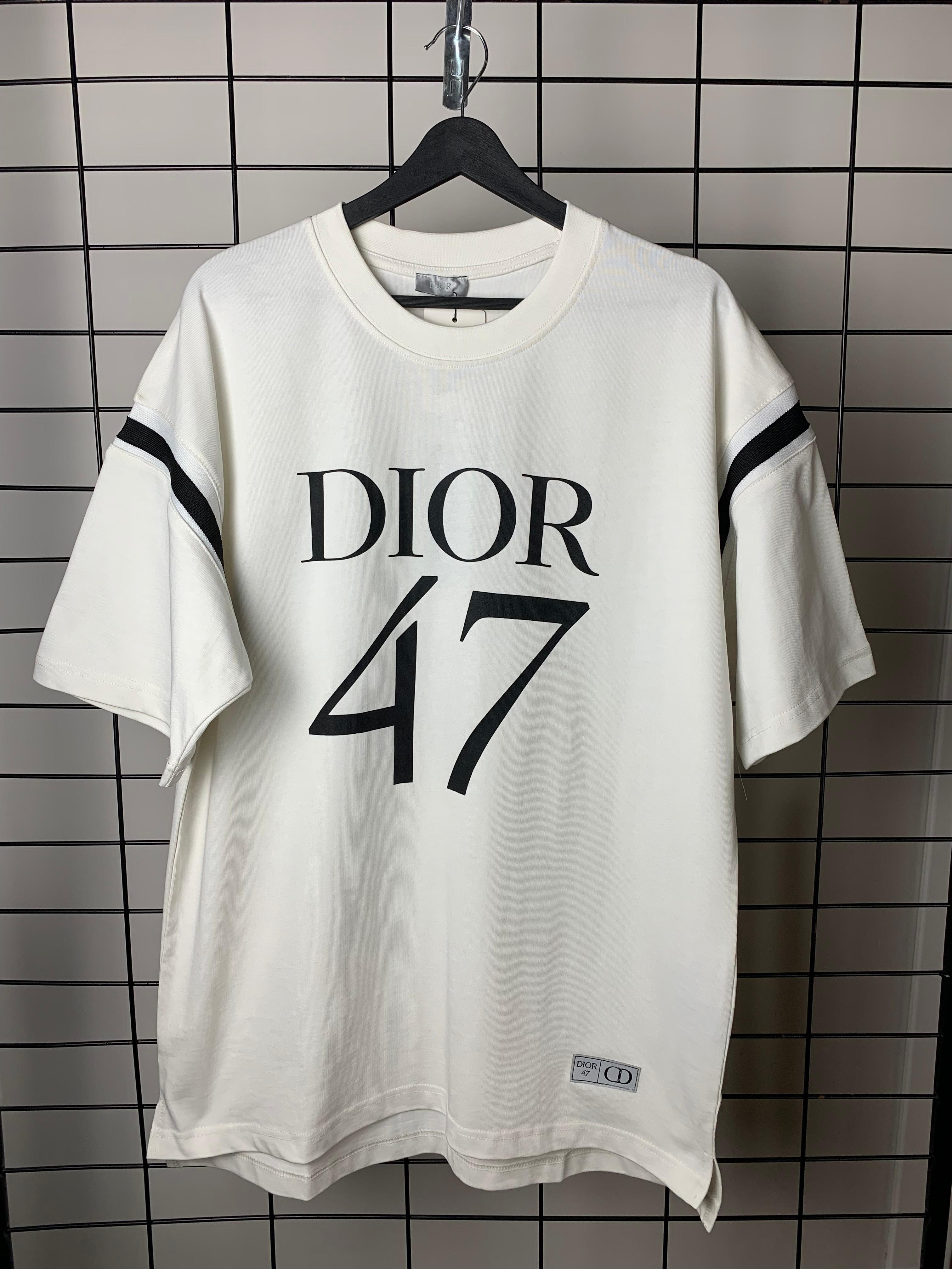 CD New Season Luxury T-shirt