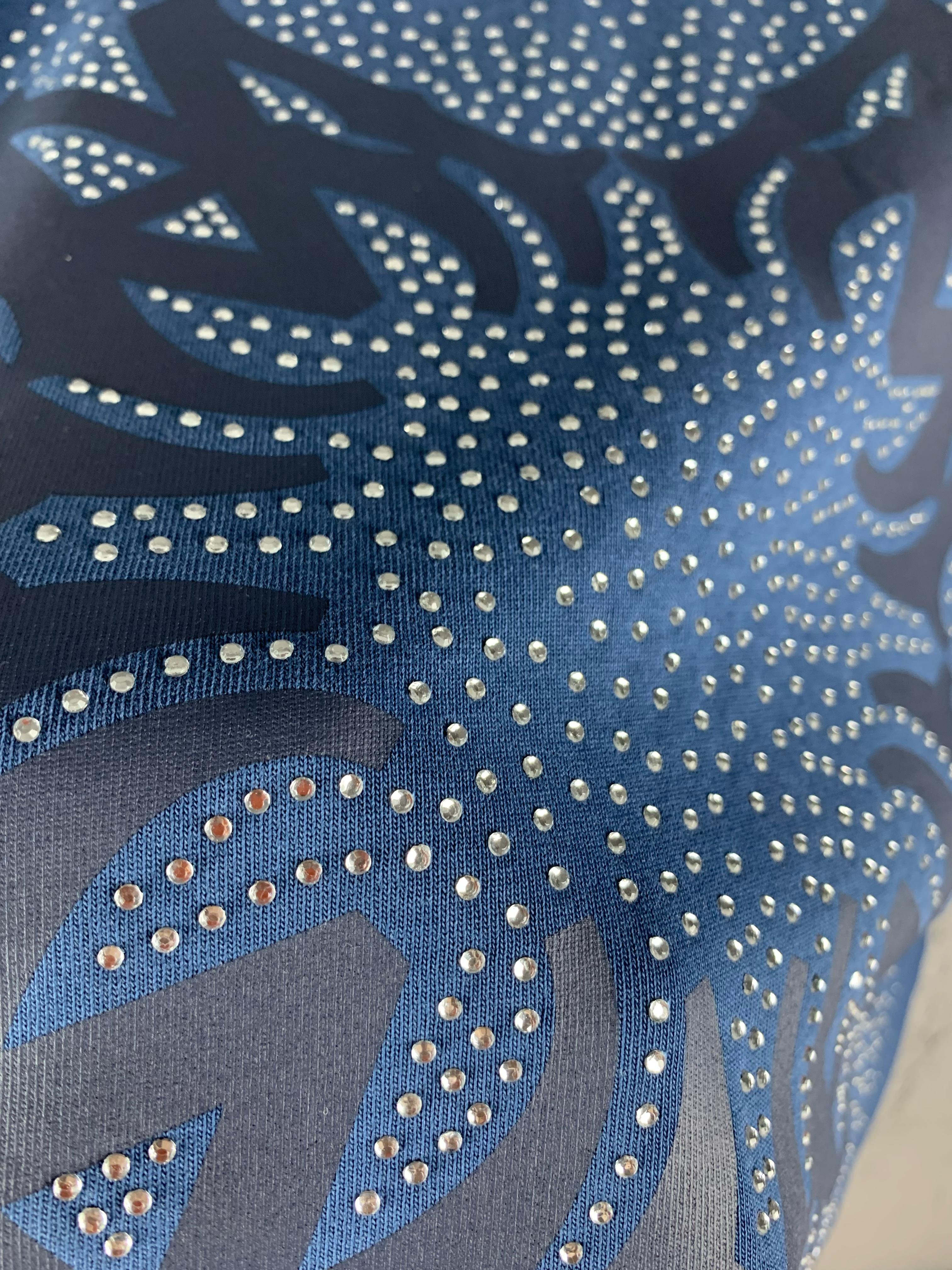 A Luxury Stone Embroidered Black & White & Blue T-shirt