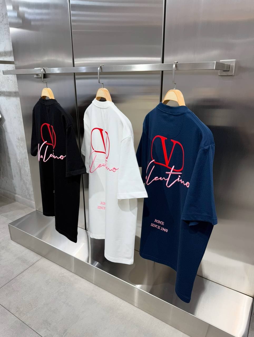 VL New Season Luxury T-shirt