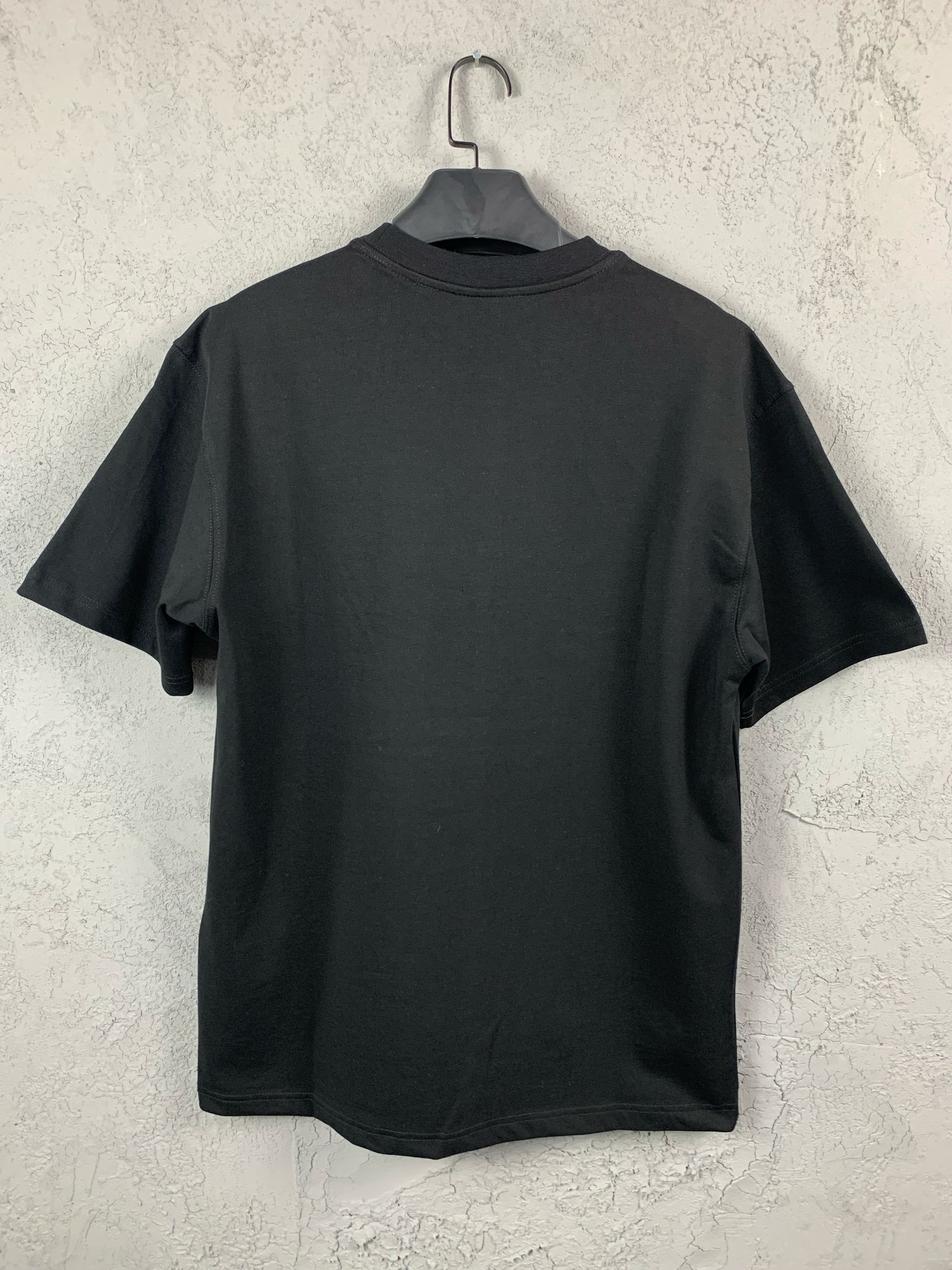BB New Season Luxury Embroidered Sleeve Spray Paint Detailed Design Black T-Shirt