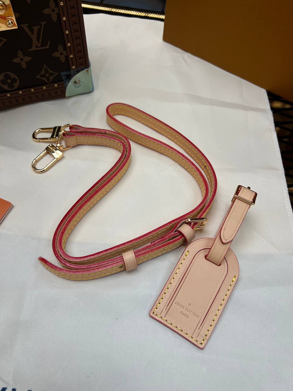 L Premium Box Bag