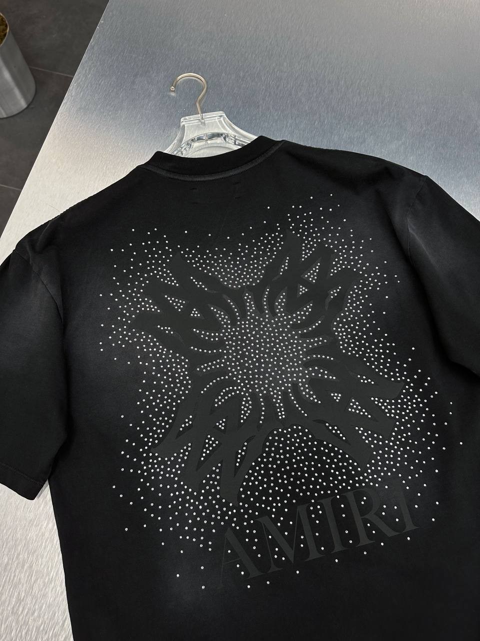 A Luxury Stone Embroidered Black & White & Blue T-shirt