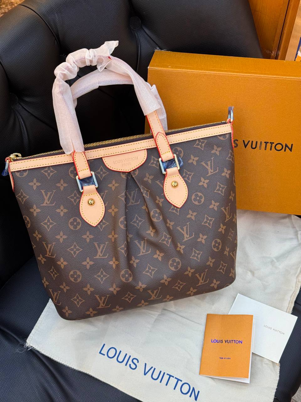 L Premium Classic Logo Bag