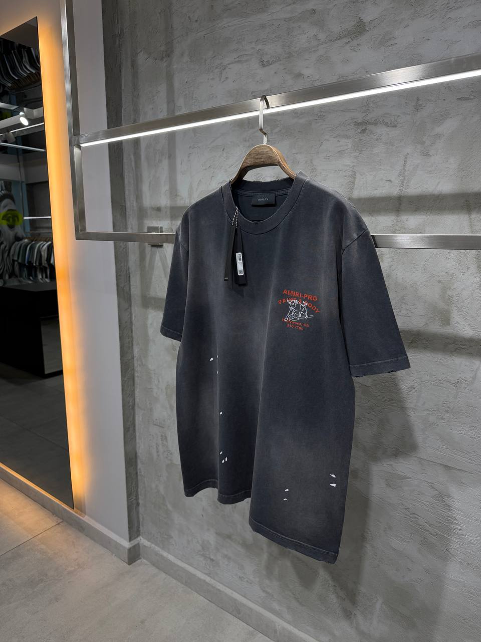 A Luxury Bull Design T-shirt - Dark Gray