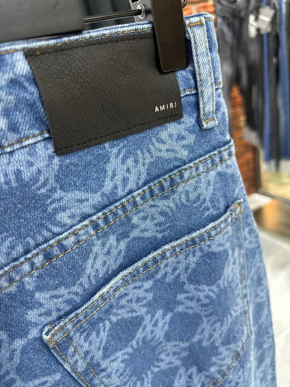 A Luxury Logo Print Baggy Jeans