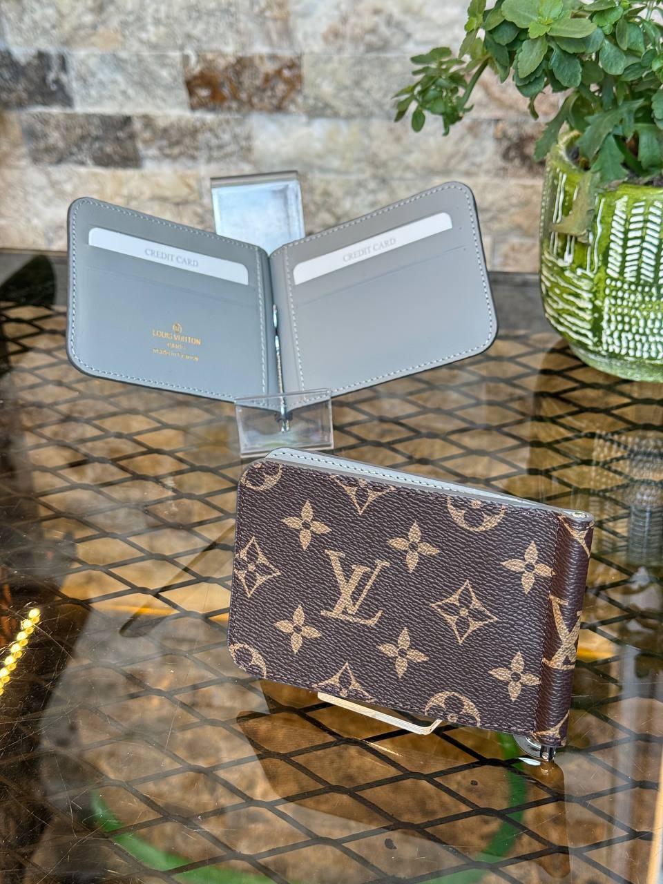 L Luxury Wallet