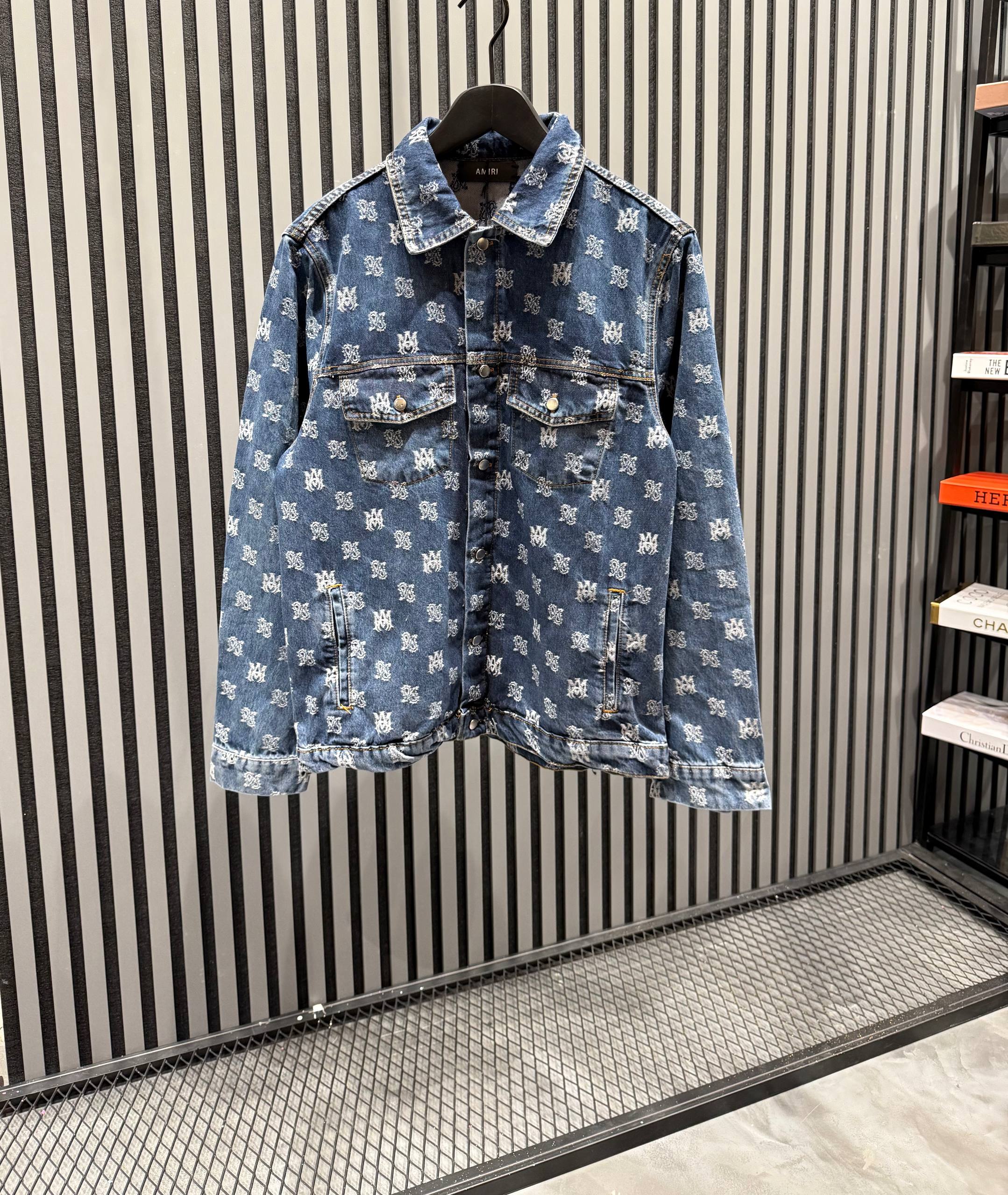 A Luxury Small Logo Print Denim Jacket