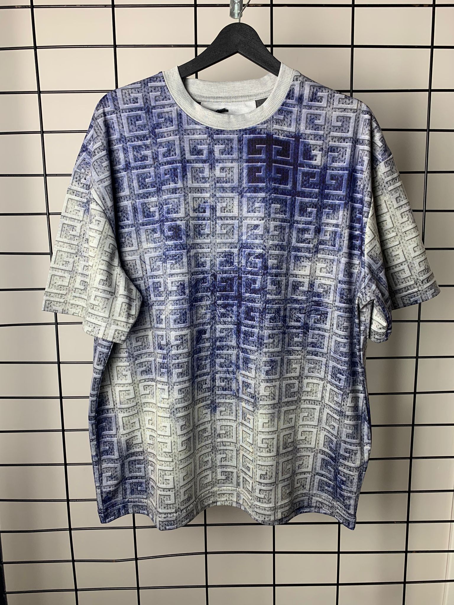 GY New Season Luxury T-shirt