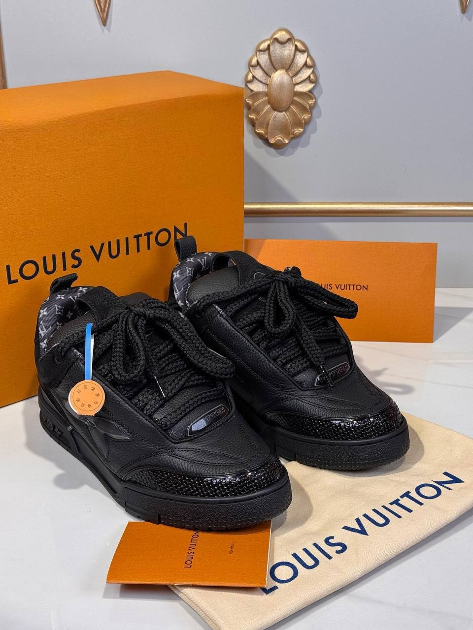 L Luxury Sneakers