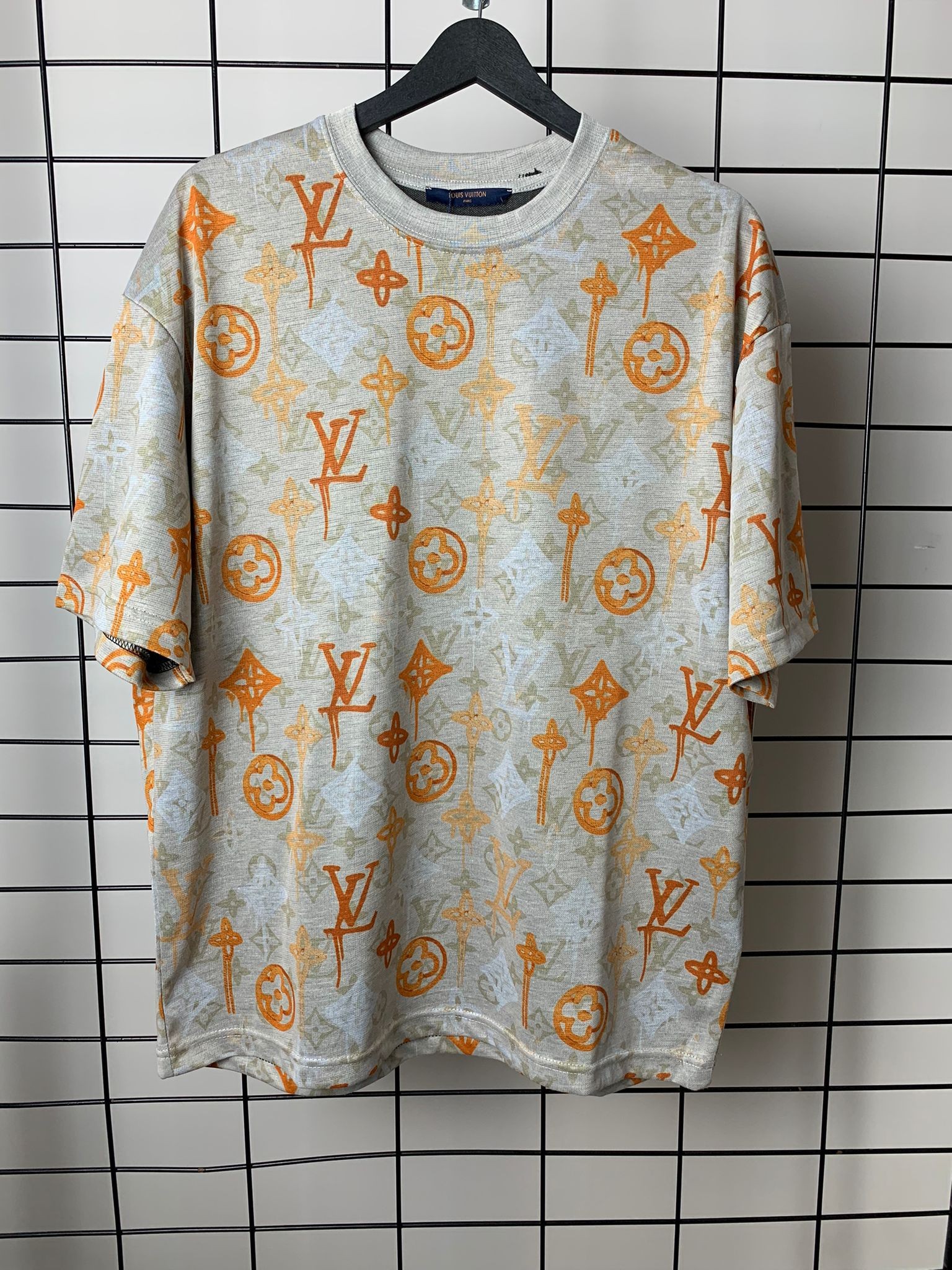 L New Season Luxury T-shirt