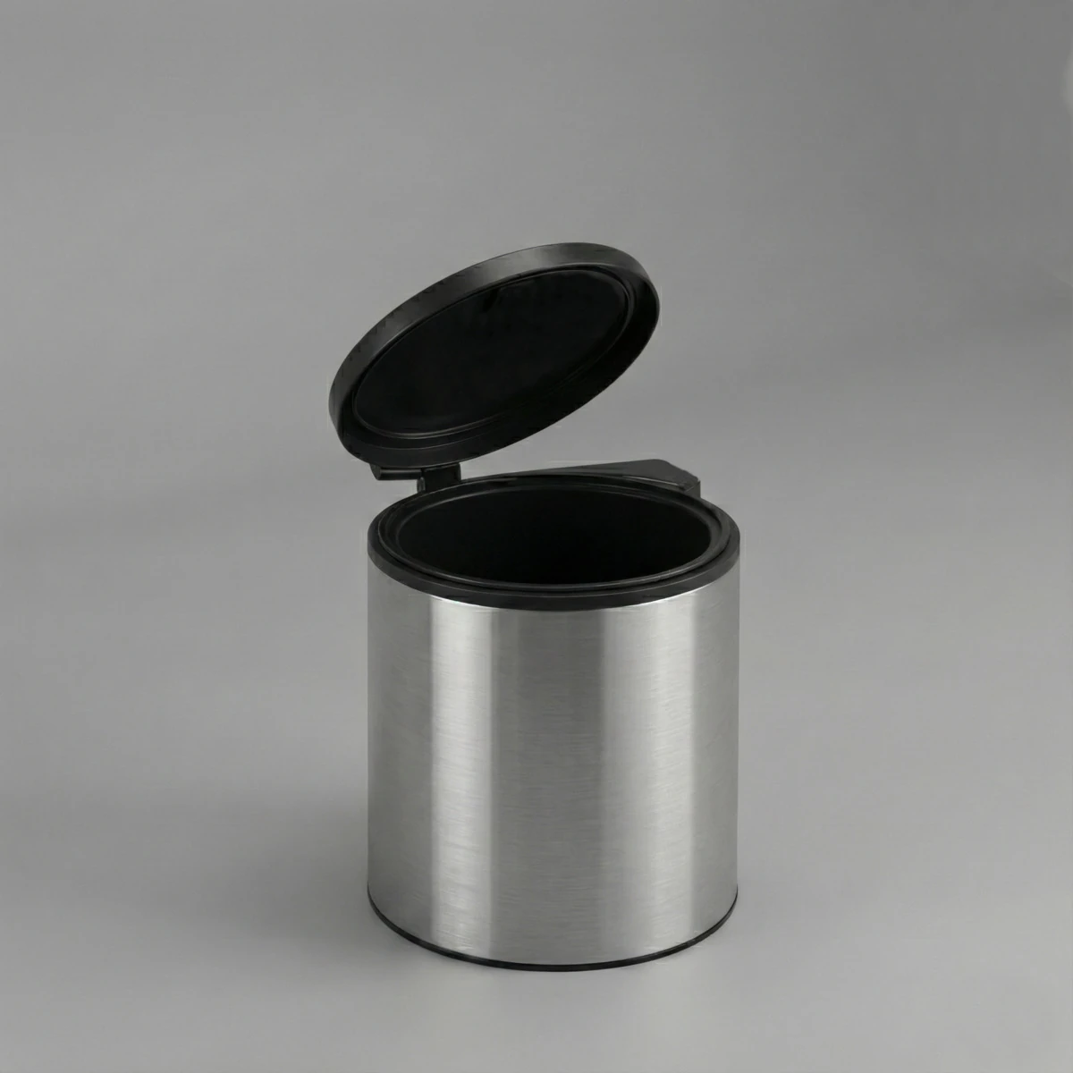 Cassone DOLAP İÇİ KROM METAL LUKS ÇÖP KOVASI 11 LT , OTOMATİK AÇILIR KAPAKLI