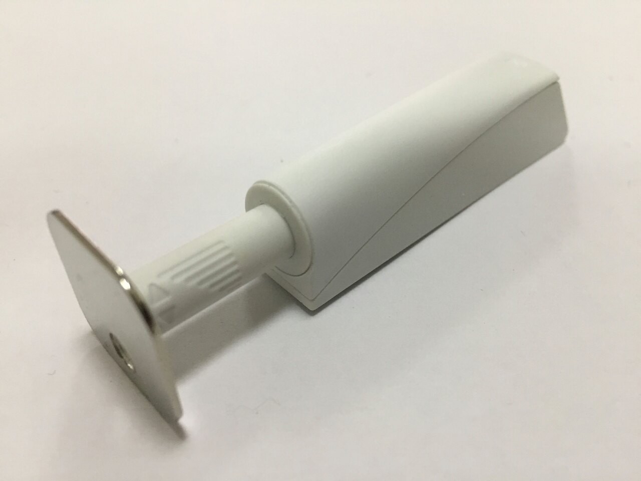 ITALIANA FERRAMENTA-KPUSH TECH BAS AÇ İTİCİ 37 MM MIKNATISLI ADAPTÖRLÜ - BEYAZ