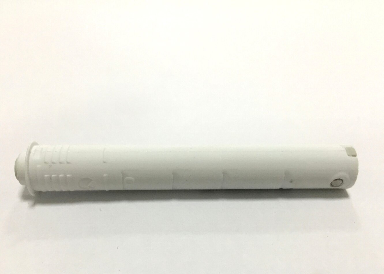 ITALIANA FERRAMENTA-KPUSH TECH BAS AÇ İTİCİ 37 MM SİLİKONLU GÖMME - BEYAZ - DİKKAT UCU MIKNATISLI DEĞİLDİR !