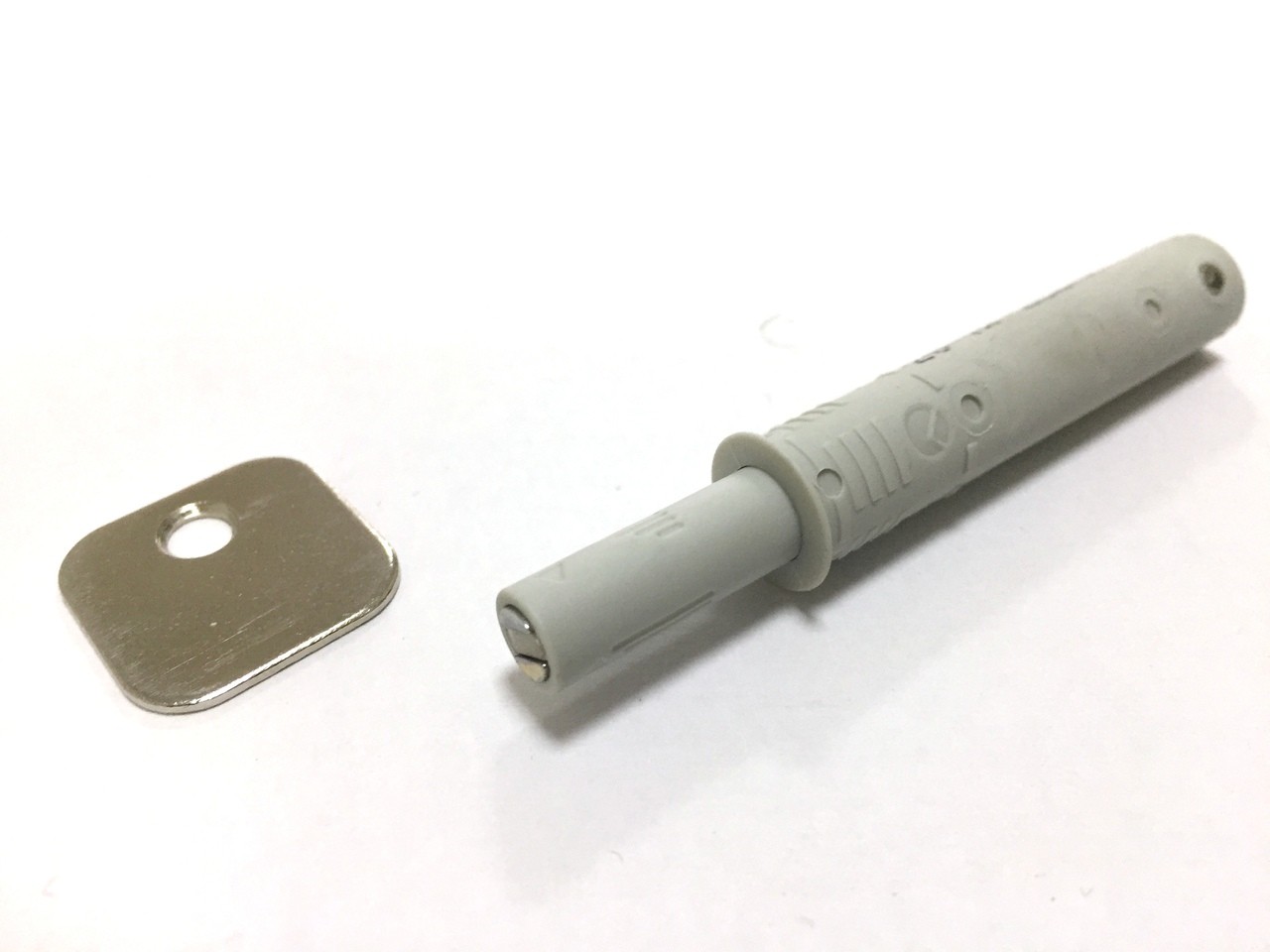 ITALIANA FERRAMENTA-KPUSH TECH BAS AÇ İTİCİ 20 MM MIKNATISLI GÖMME