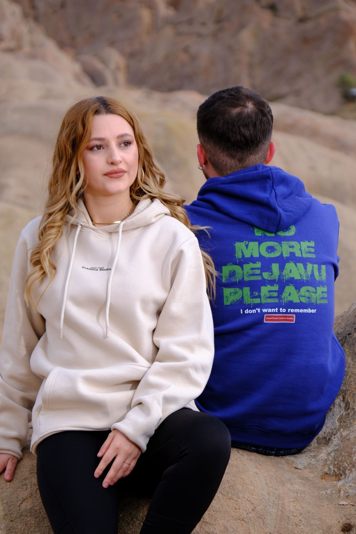 No More Dejavu Please Sırt Baskılı Unısex Kapüşonlu Sweatshirt