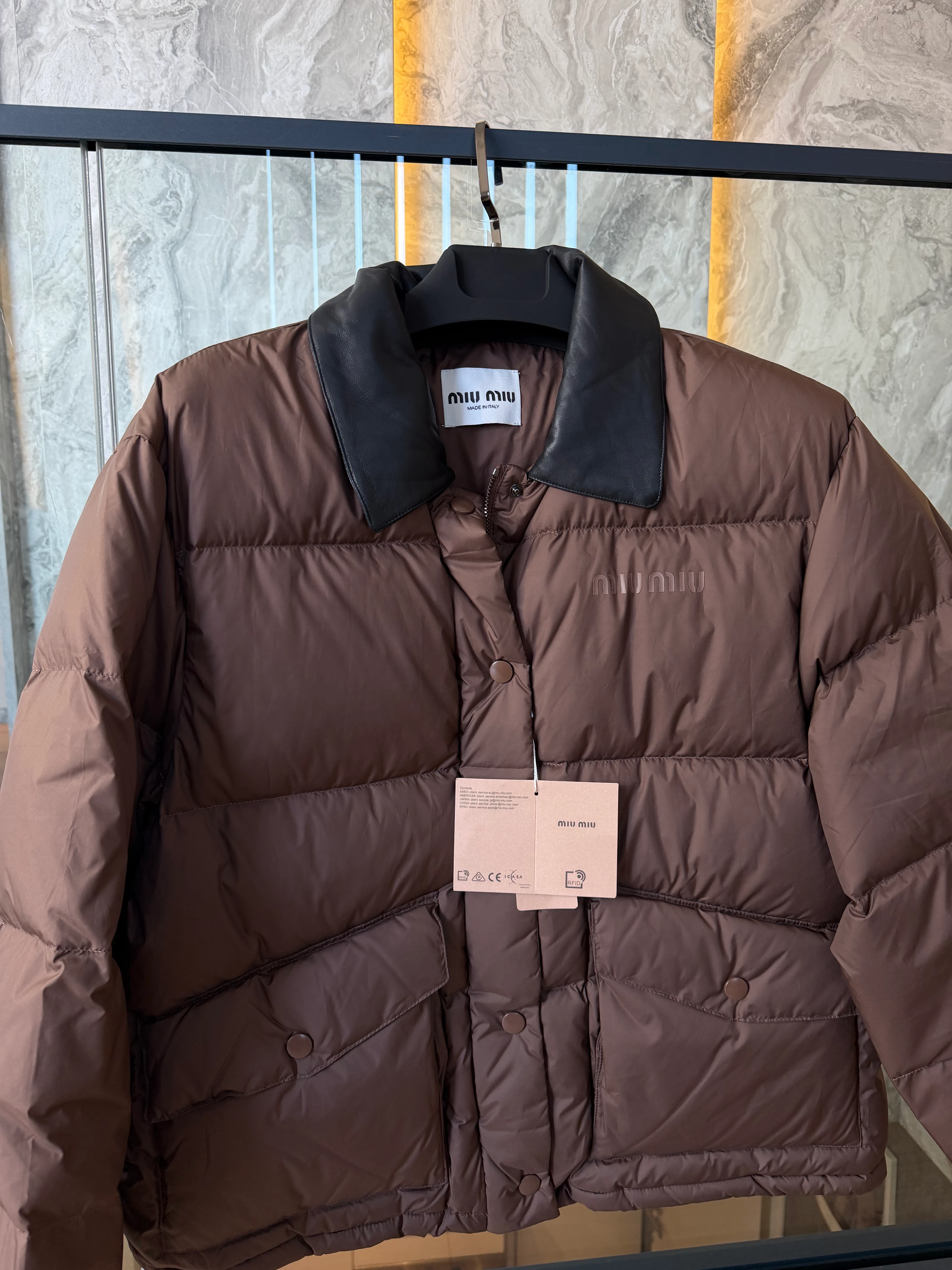 Miu / Noir Puffer