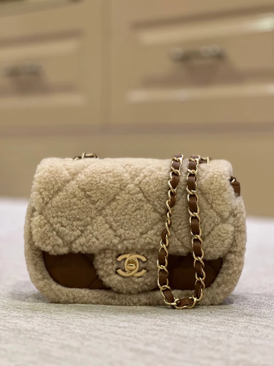 Chan/ Shearling Flap Bag – Caramel Beige