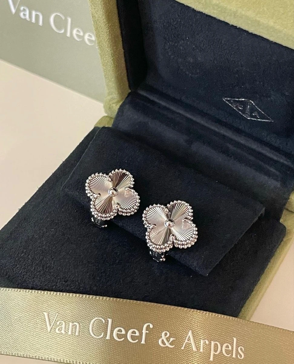 Van Cleef & Arpels Alhambra Küpe