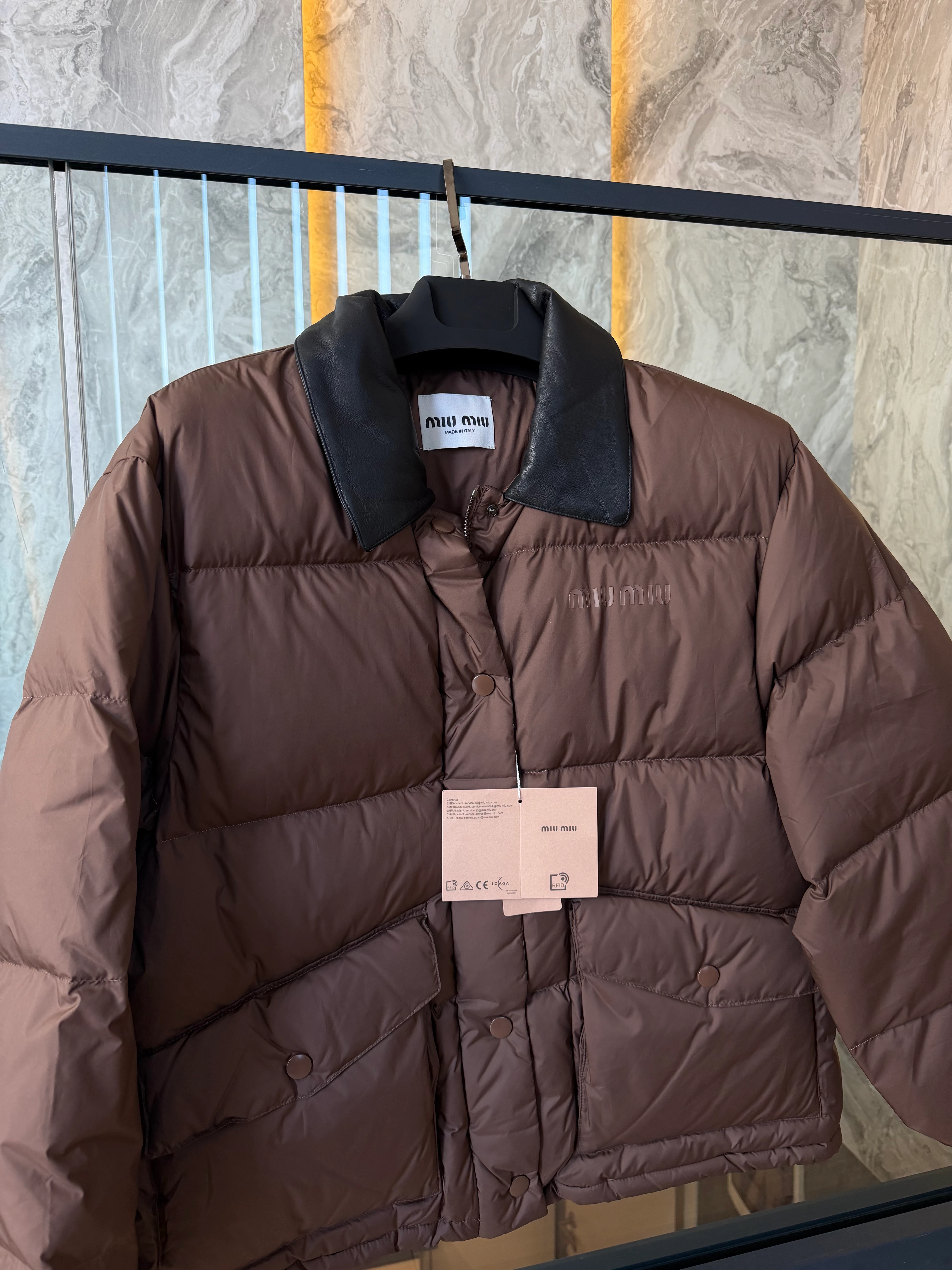 Miu / Noir Puffer