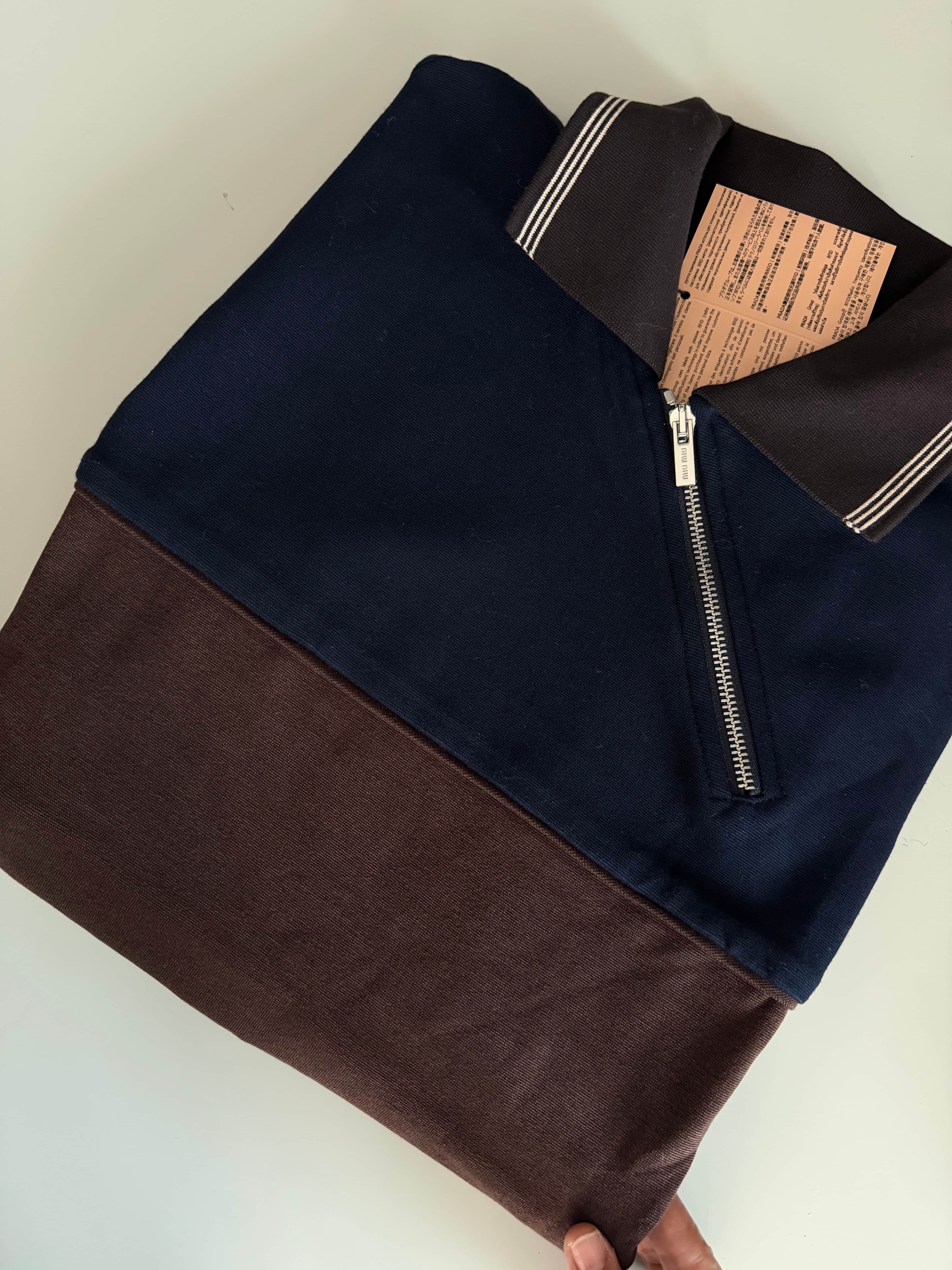 Miu / Dual-Tone Zip Sweatshirt