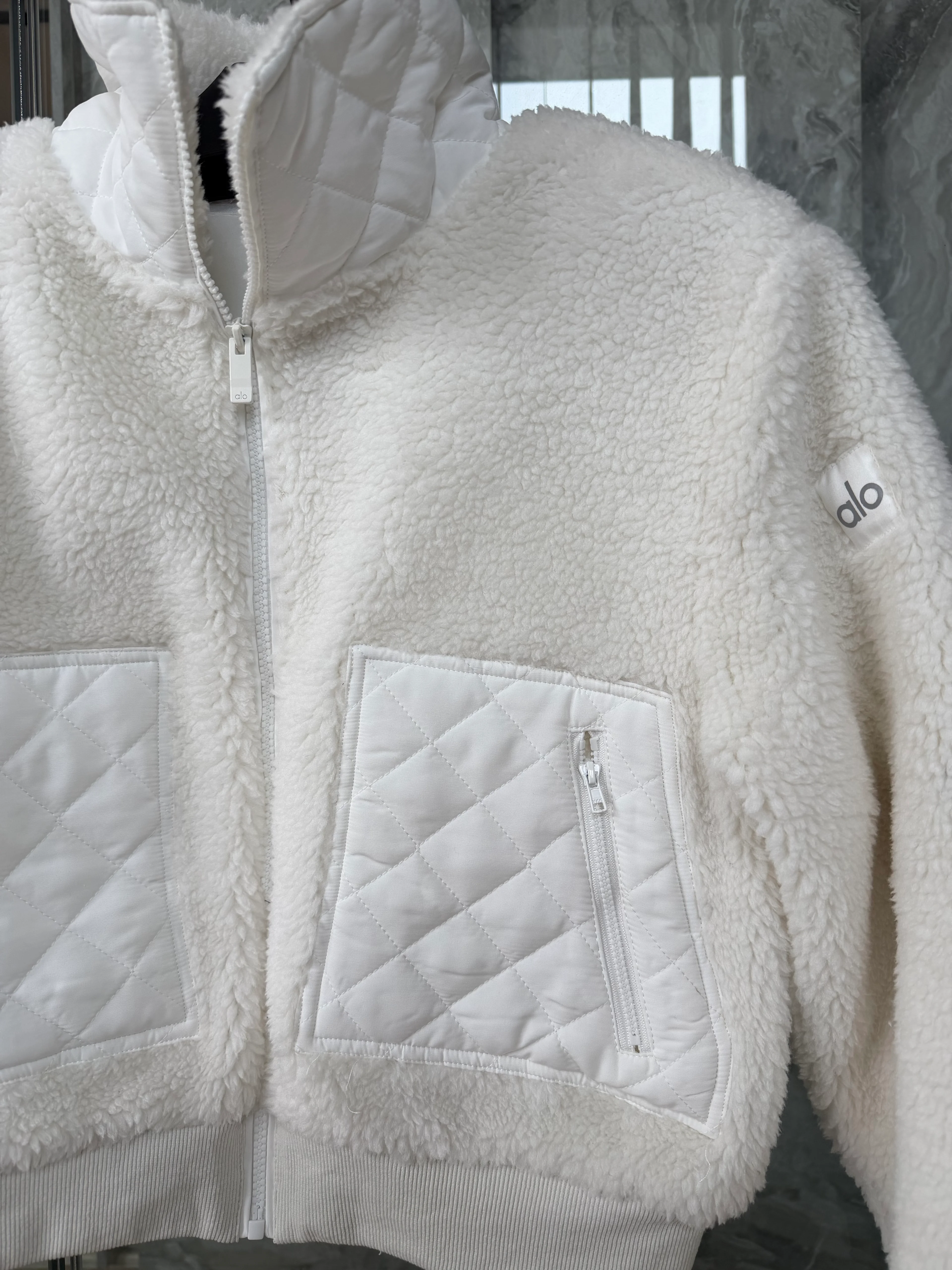 Alo Sherpa Quilted Jacket 