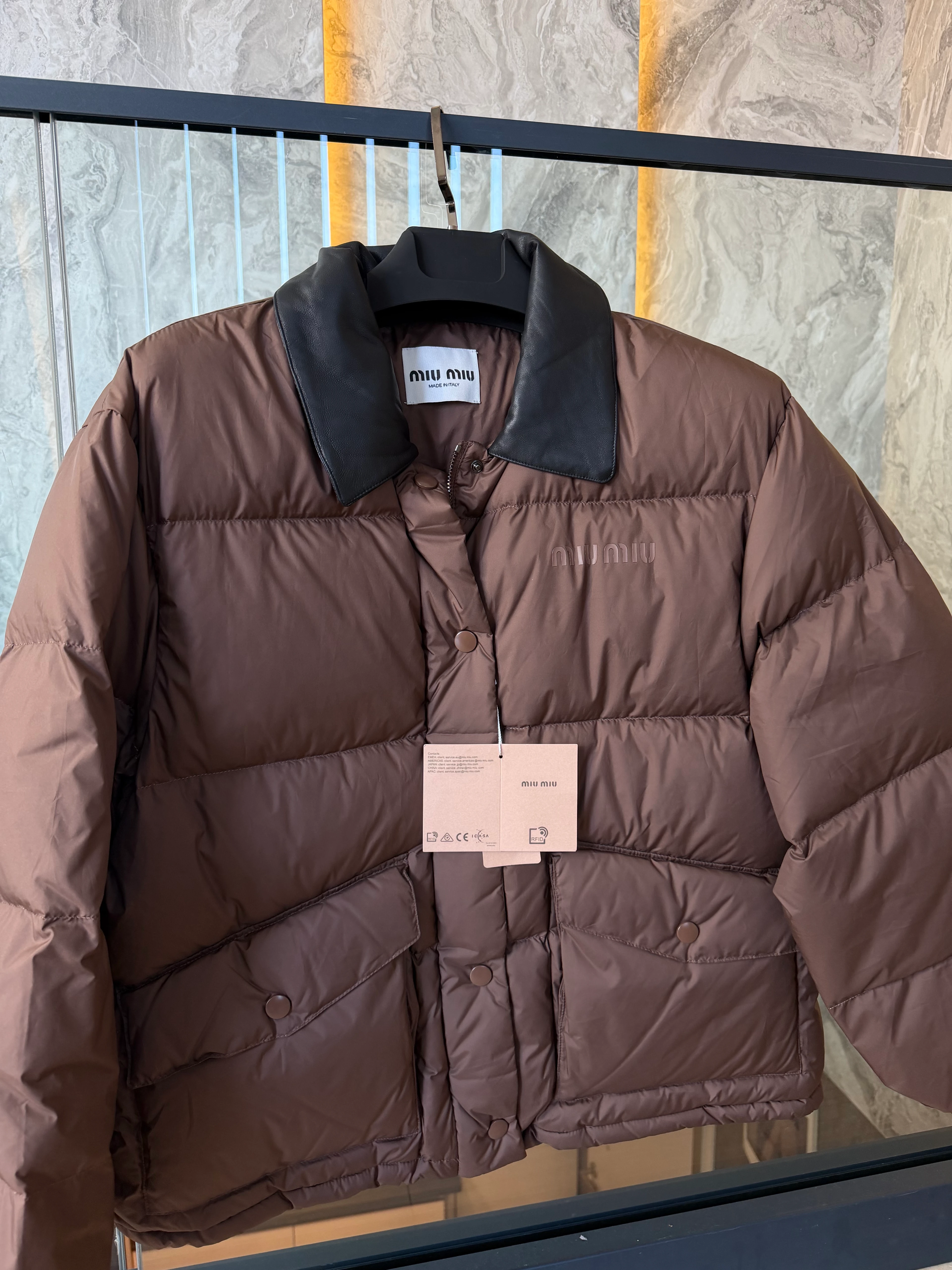 Miu / Noir Puffer