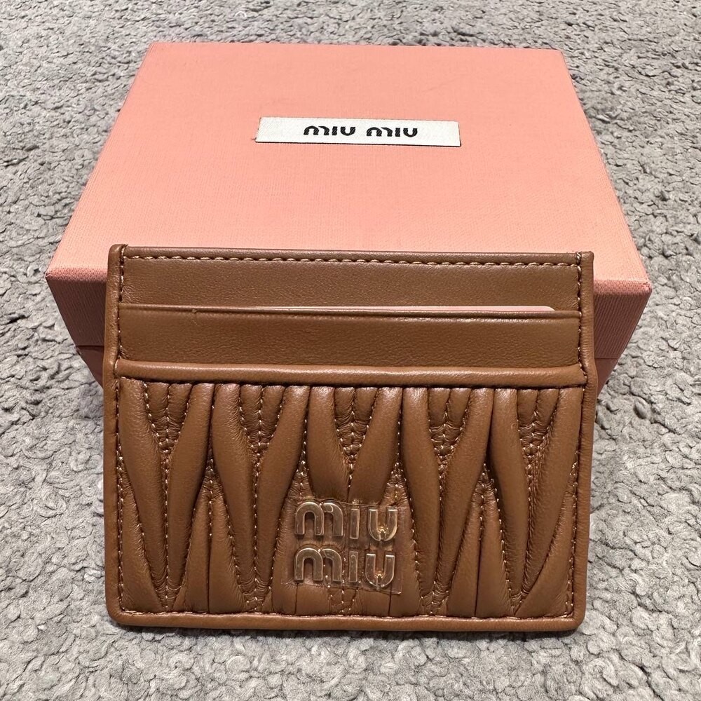 Miu Card Holder